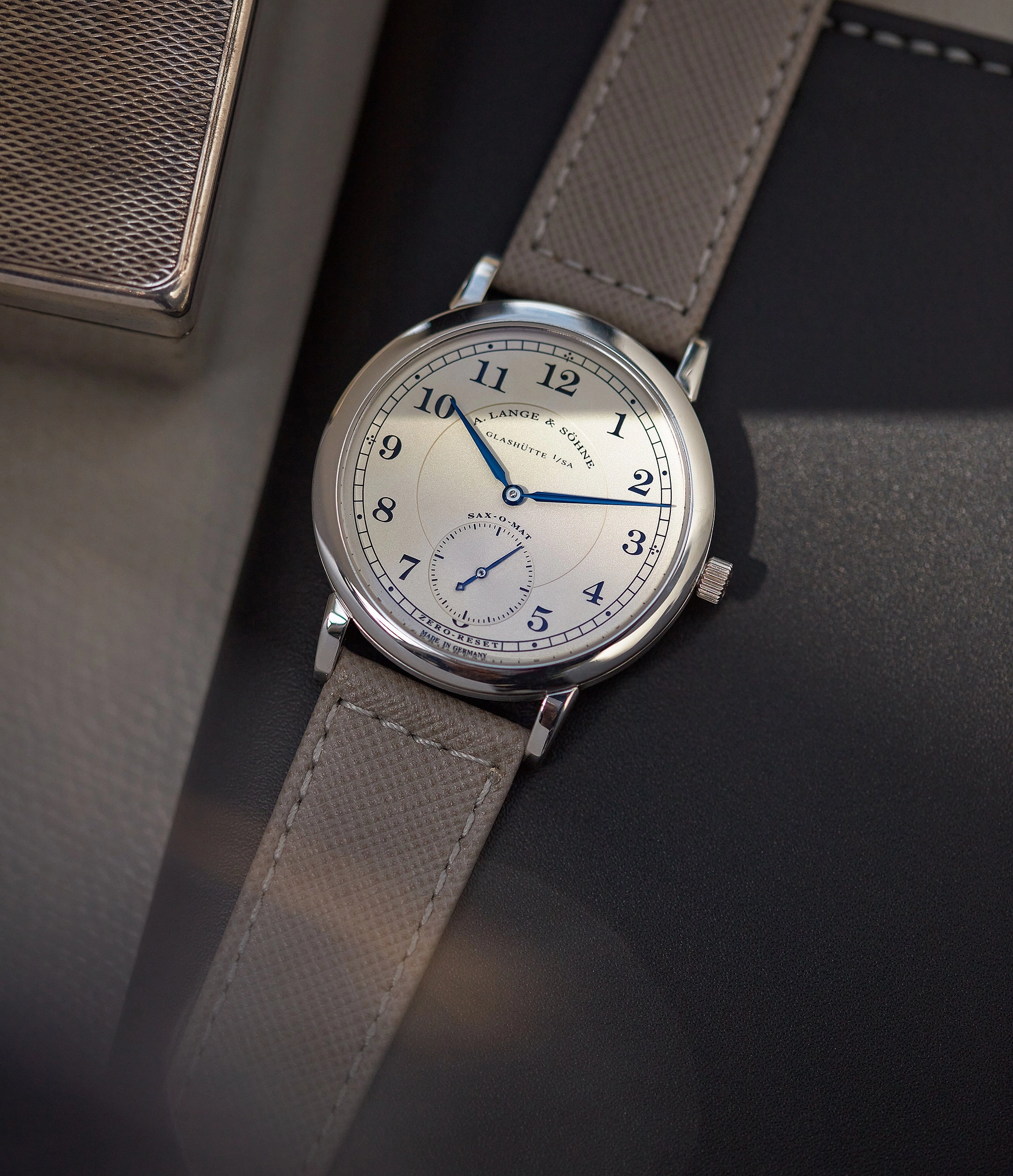 1815 Automatik | 303.025 | Platinum