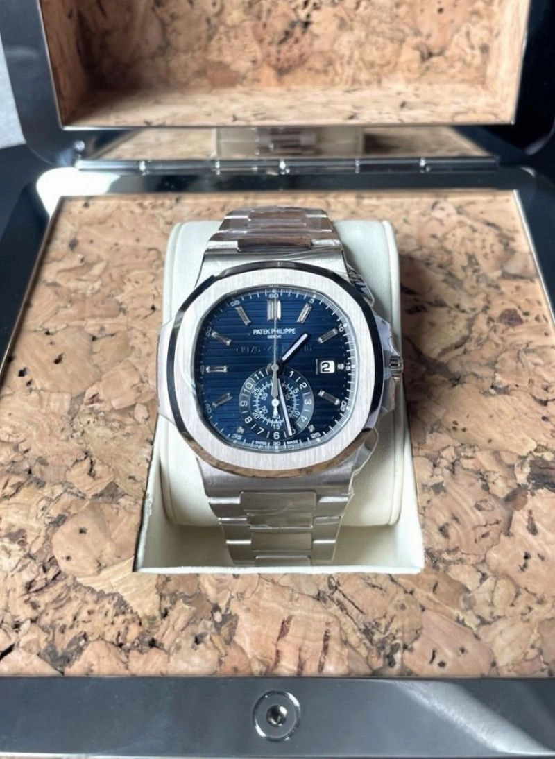2017 Patek Philippe Nautilus 40th Anniversary 5976/1G-001