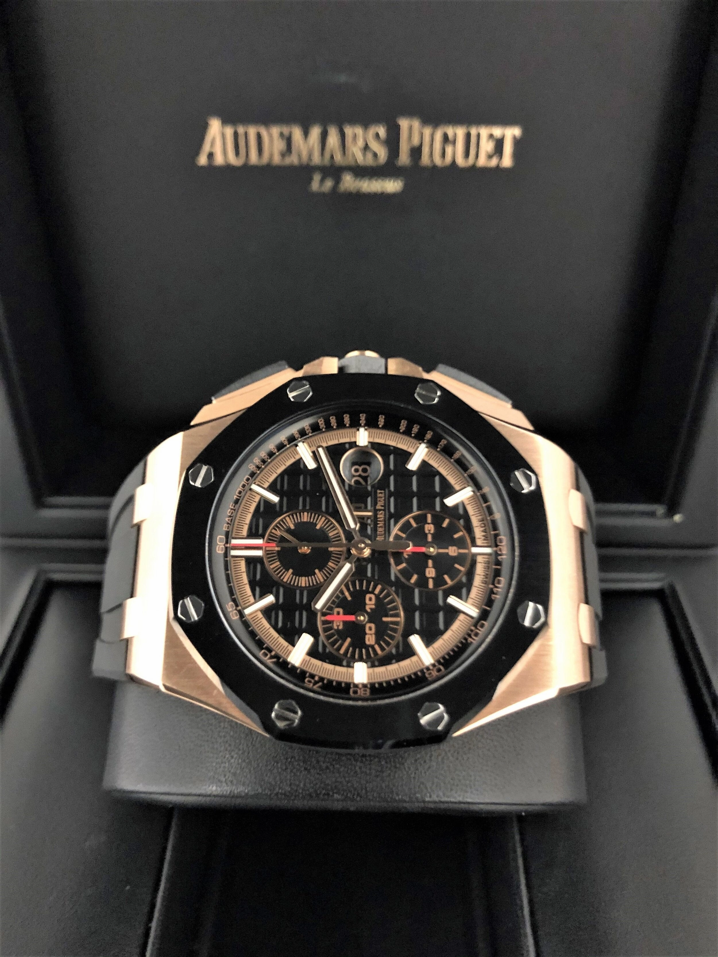 2018 Audemars Piguet Royal Oak Offshore Selfwinding Chronograph 26401RO