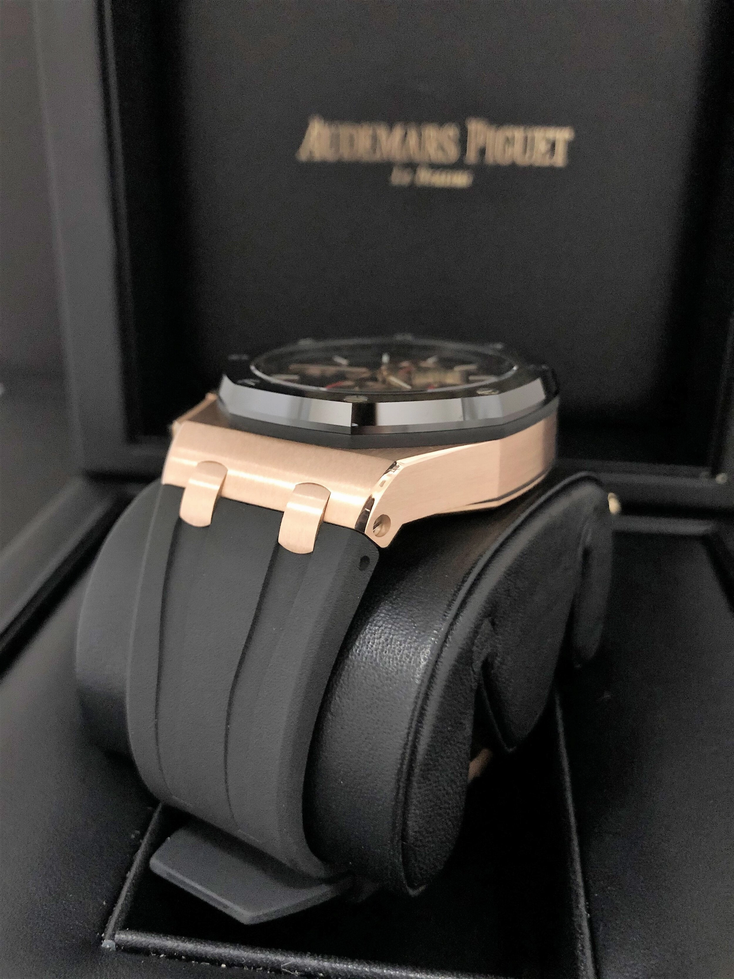 2018 Audemars Piguet Royal Oak Offshore Selfwinding Chronograph 26401RO