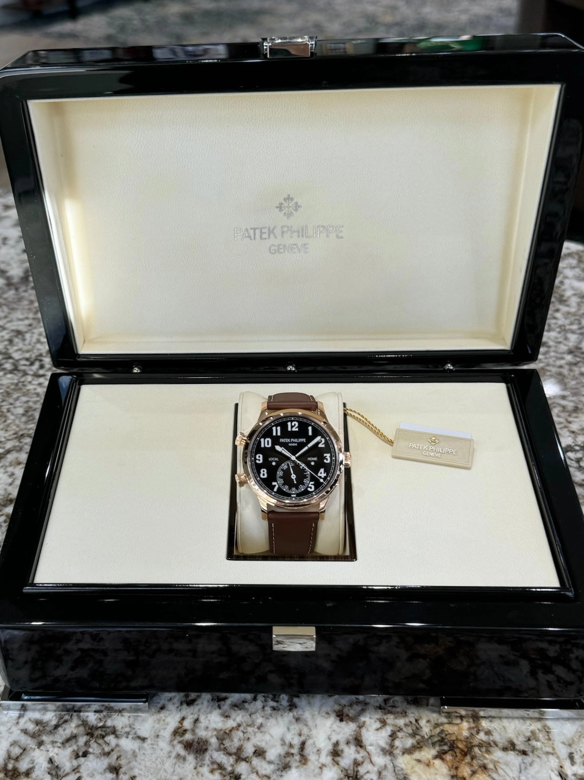 2019 Patek Philippe Calatrava Pilot Time Travel 5524R-001