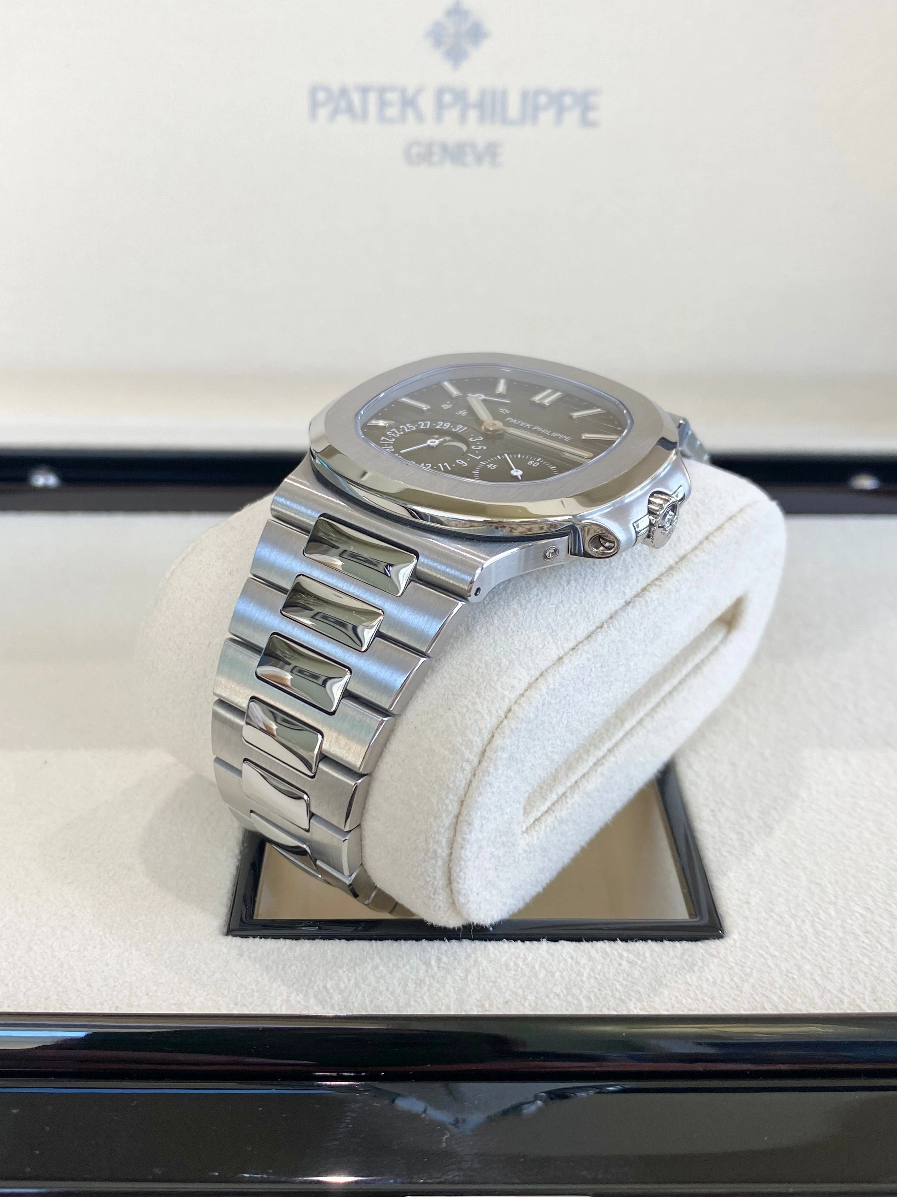 2019 Patek Philippe Nautilus 5712