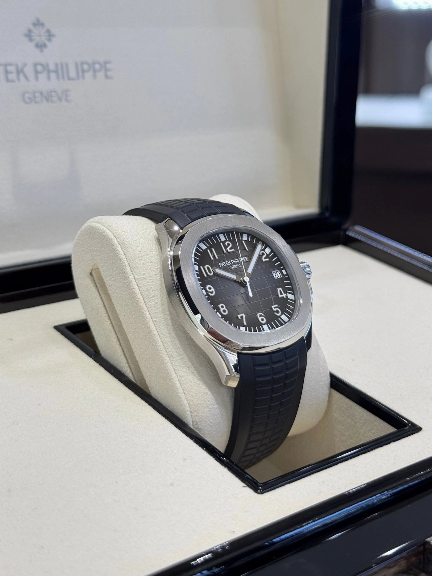 2020 Patek Philippe Aquanaut Self-Winding 5167A-001