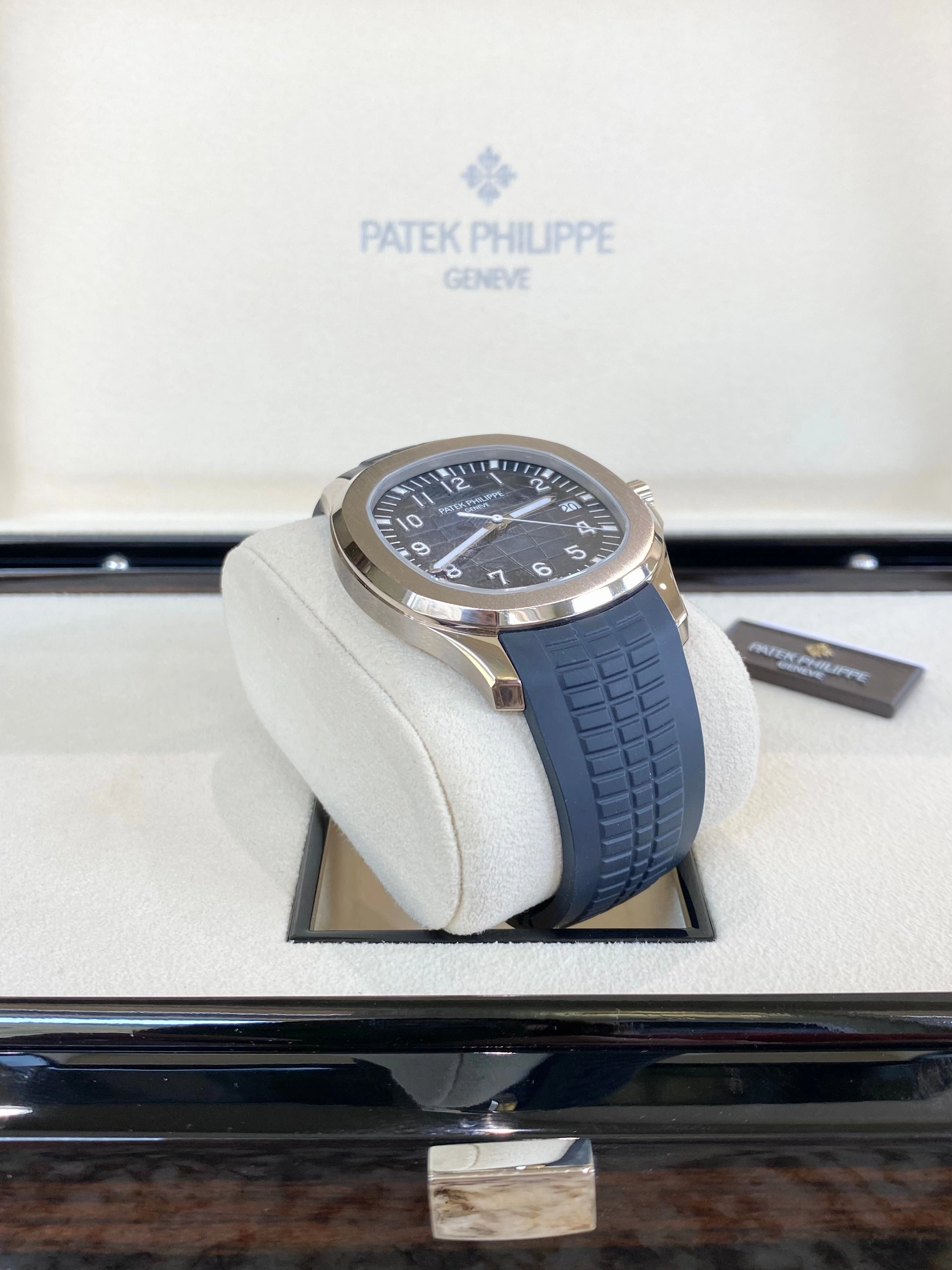 2021 Patek Philippe Aquanaut Self-Winding 5168G