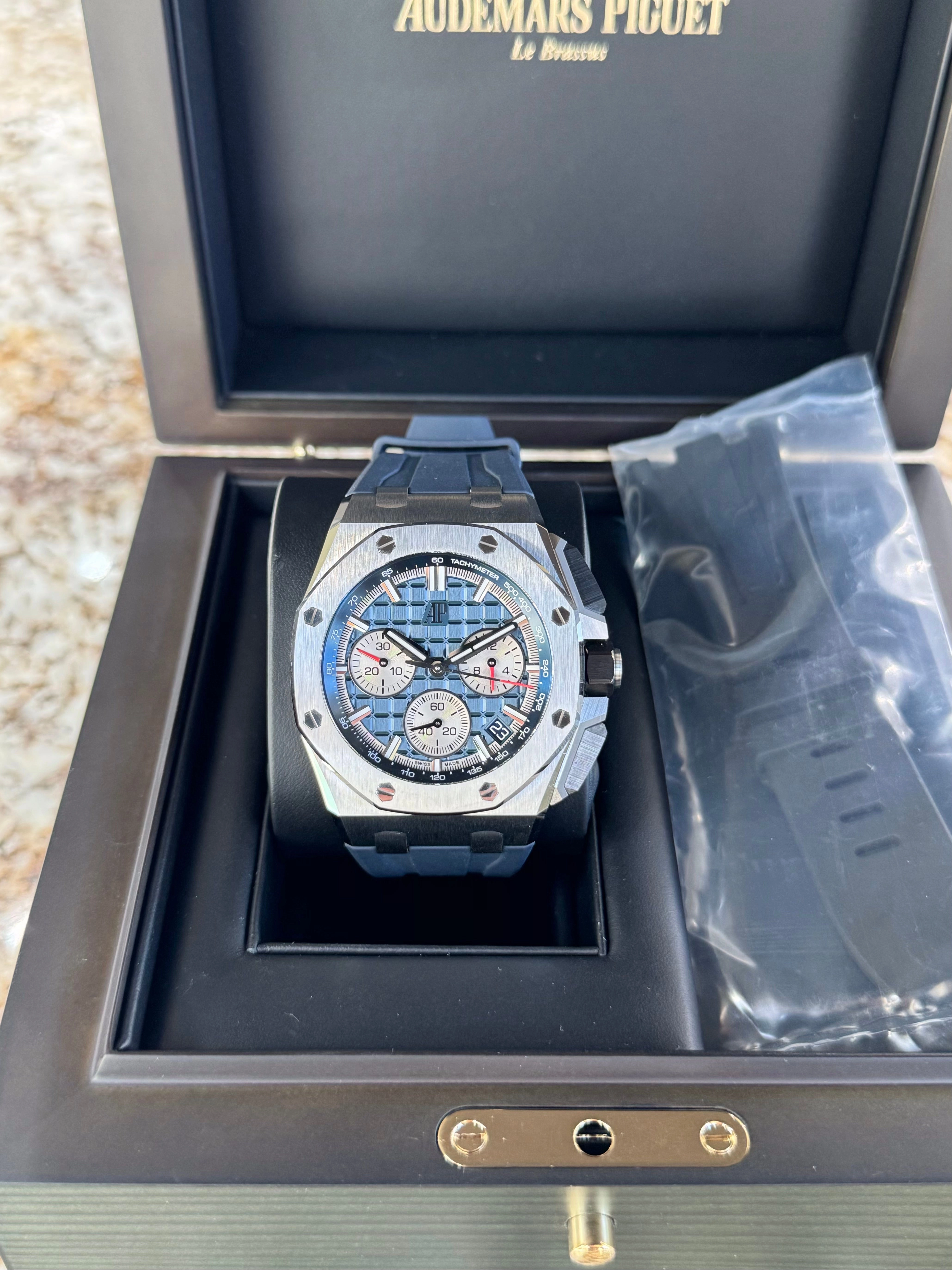 2022 Audemars Piguet Royal Oak Offshore Selfwinding Chronograph 26420TI