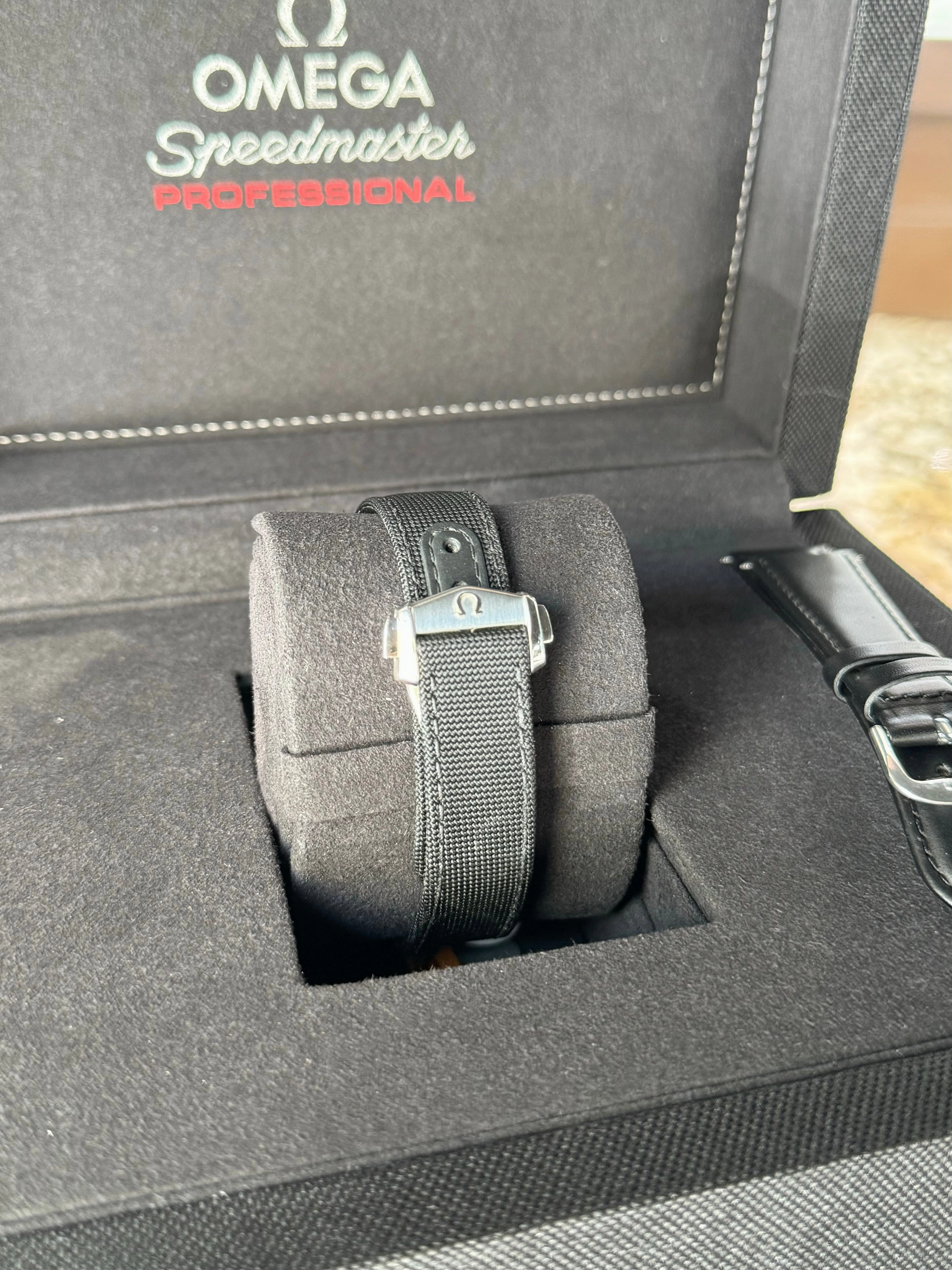 2022 Omega Speedmaster Moonwatch