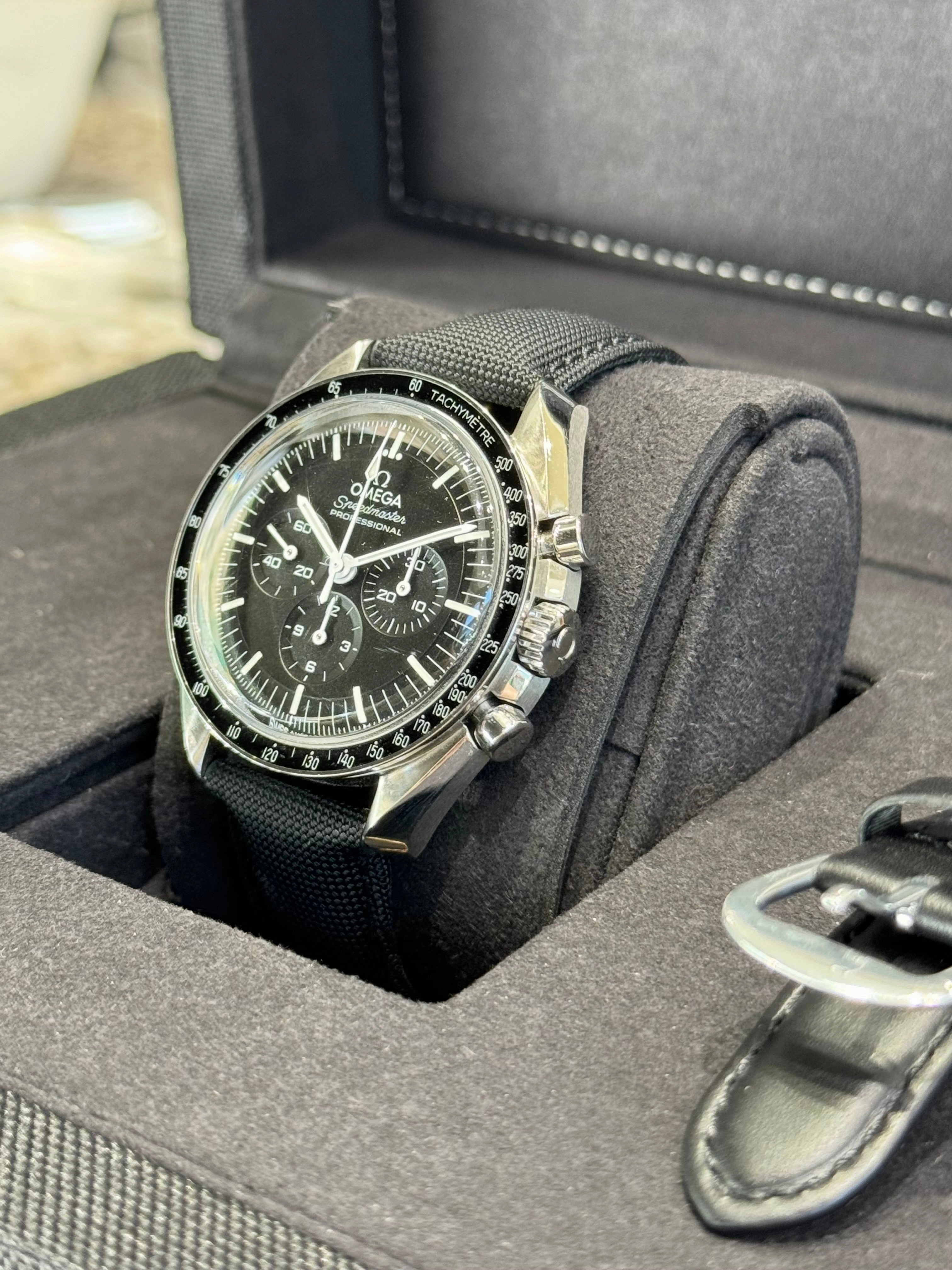 2022 Omega Speedmaster Moonwatch