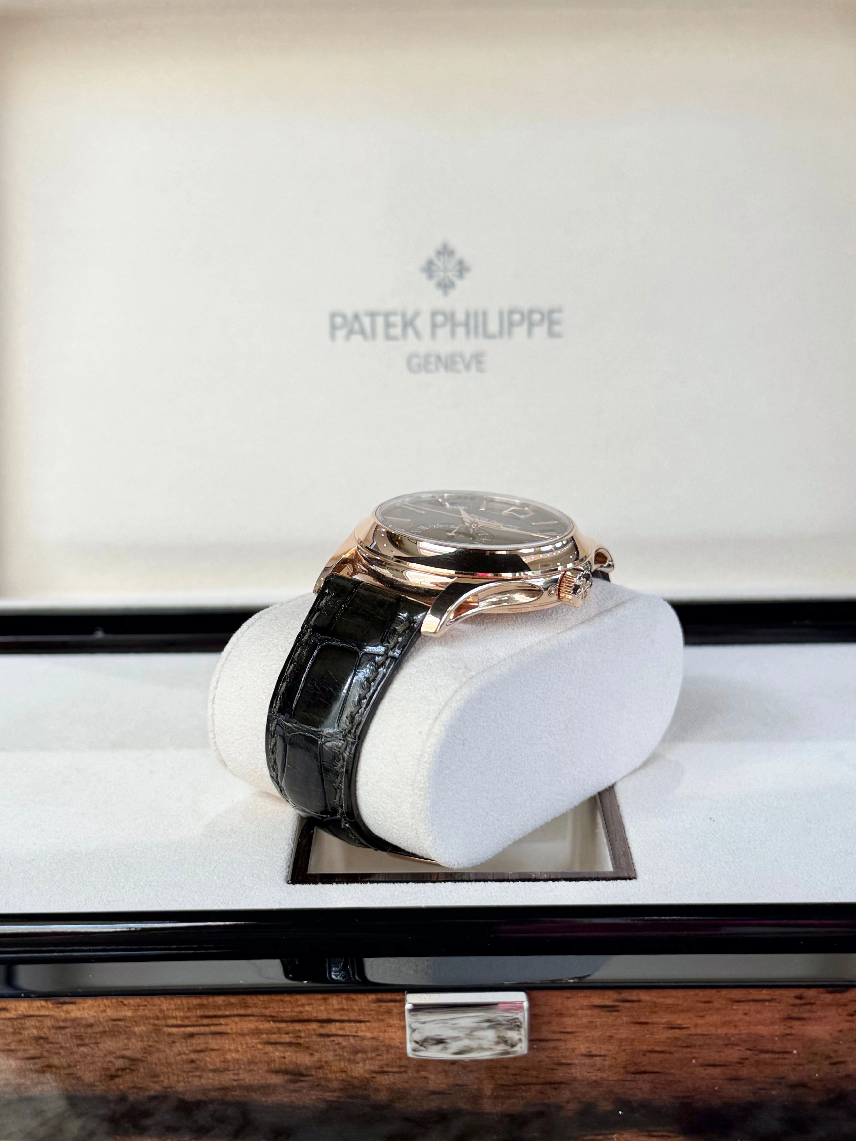 2022 Patek Philippe Annual Calendar Reference 5205R