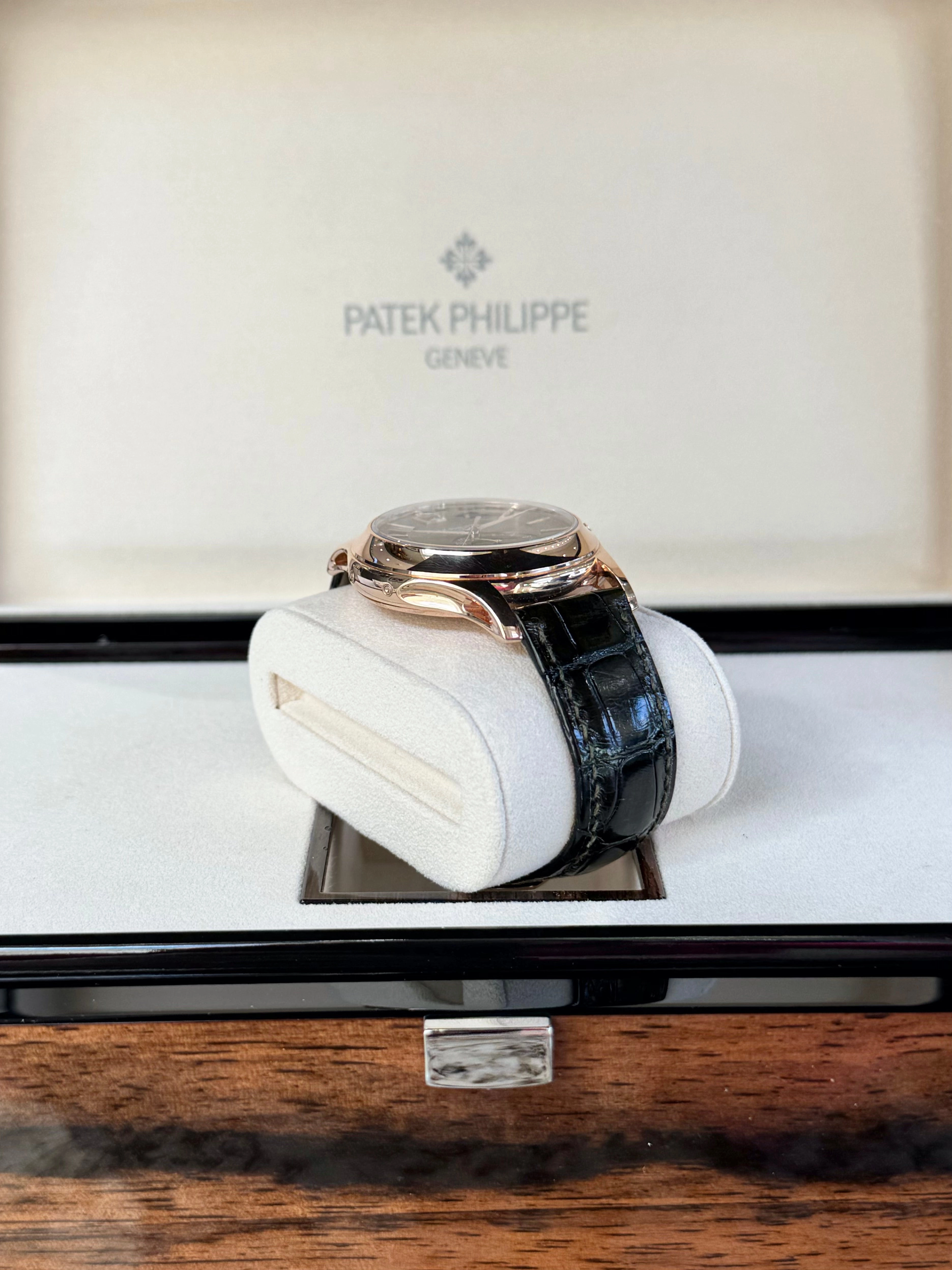 2022 Patek Philippe Annual Calendar Reference 5205R