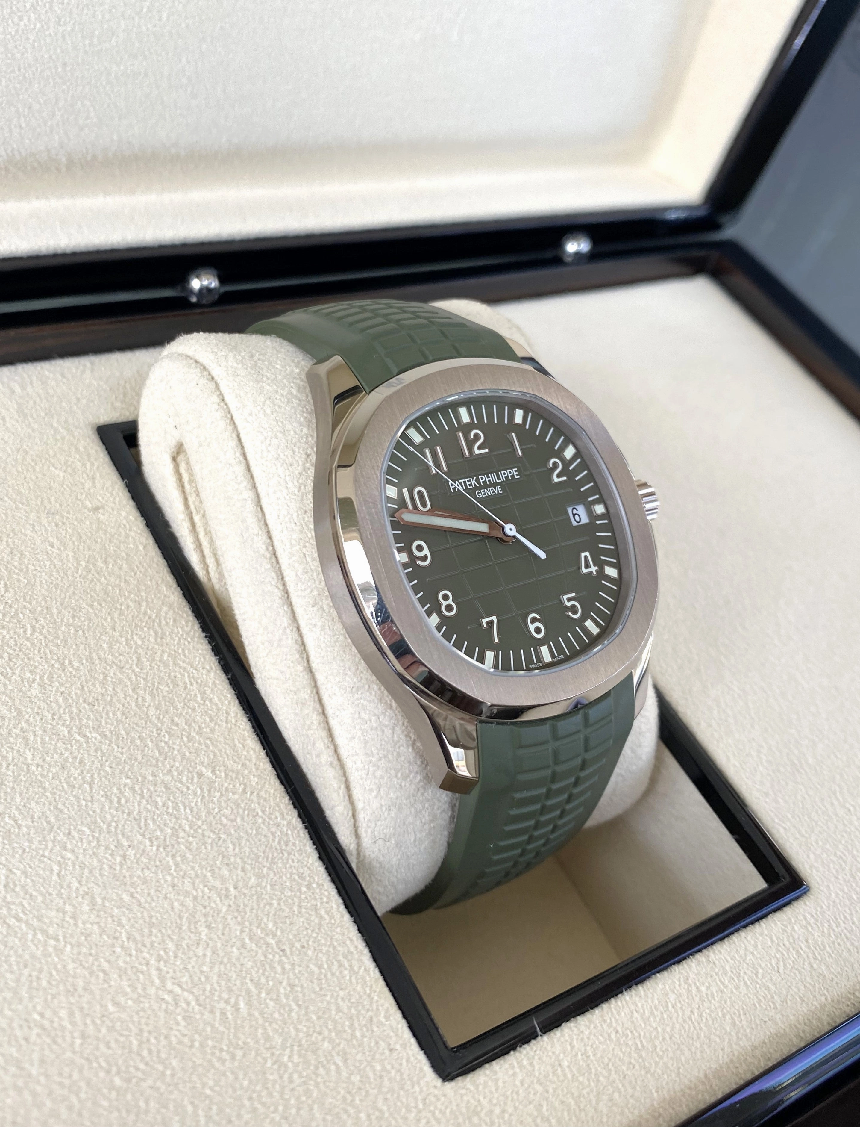 2022 Patek Philippe Aquanaut Self-Winding