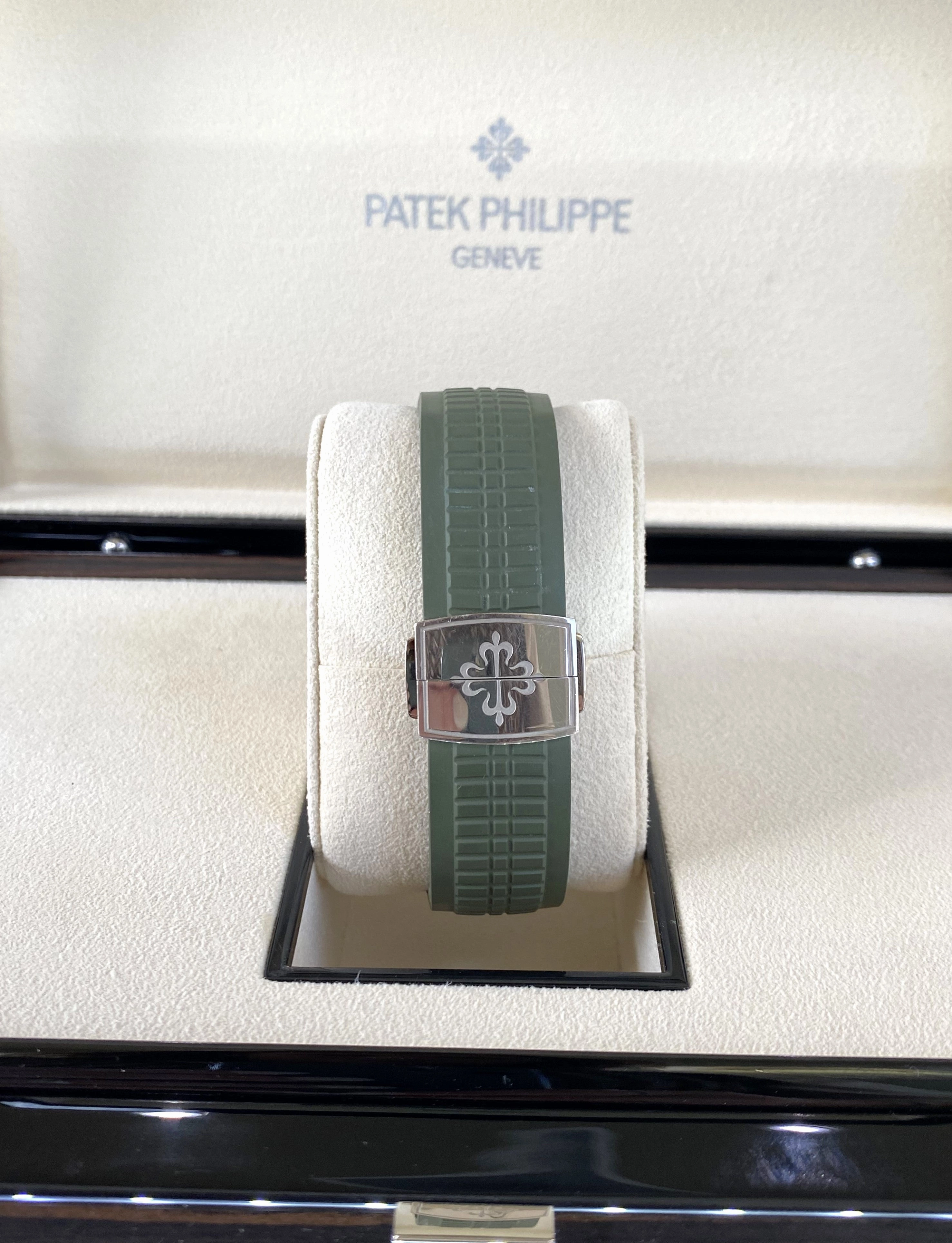 2022 Patek Philippe Aquanaut Self-Winding