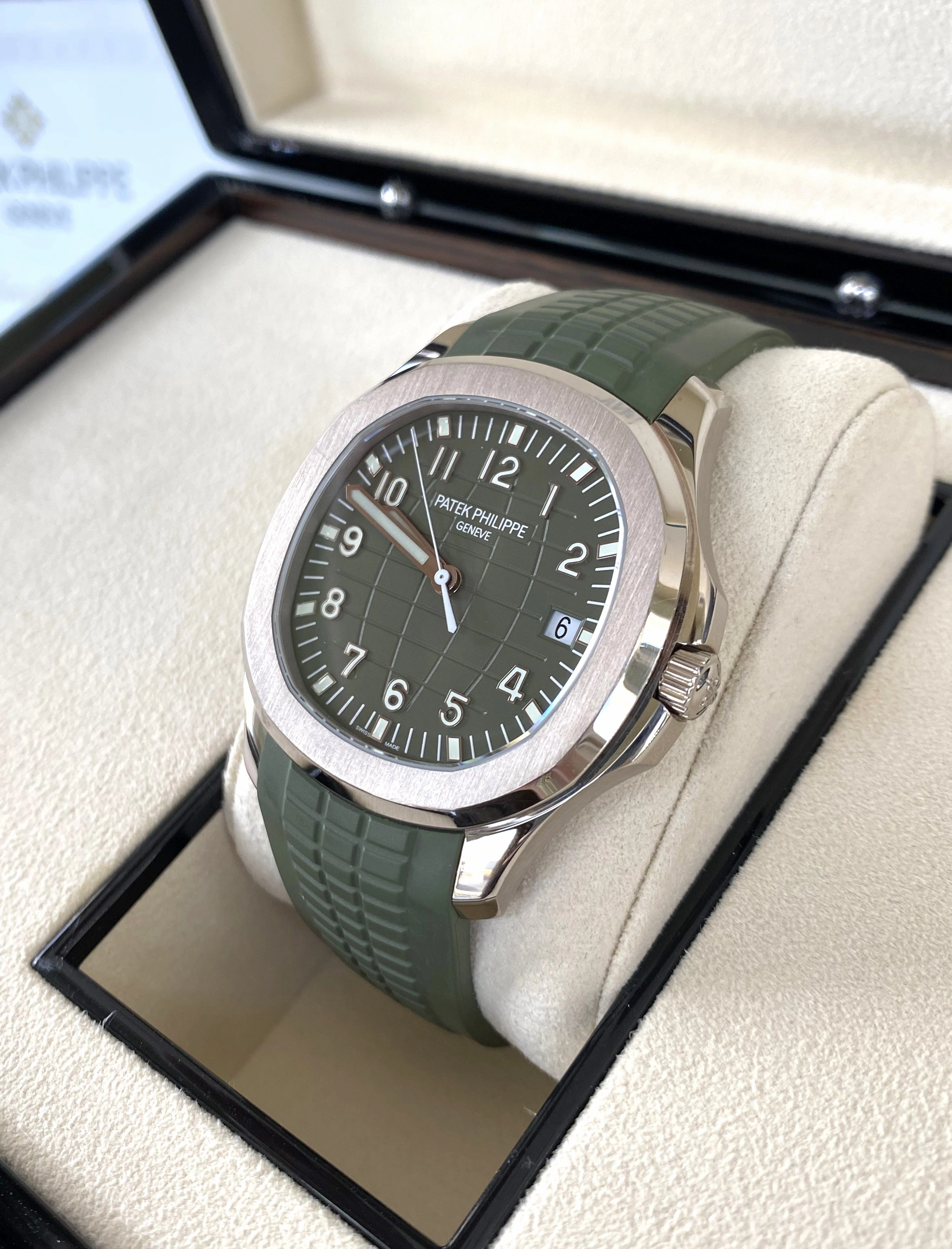 2022 Patek Philippe Aquanaut Self-Winding