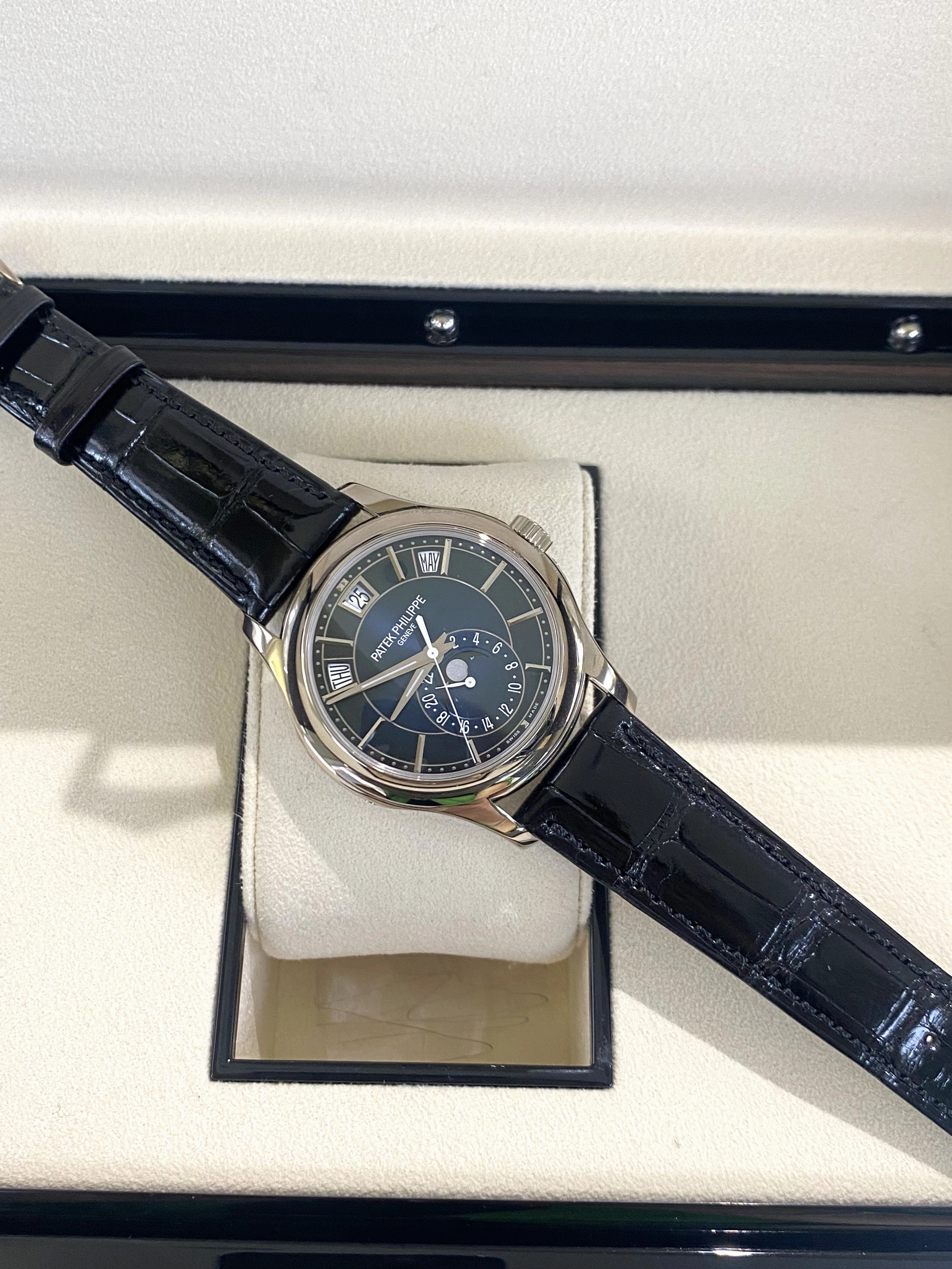 2022 Patek Philippe Complications Moon Phase