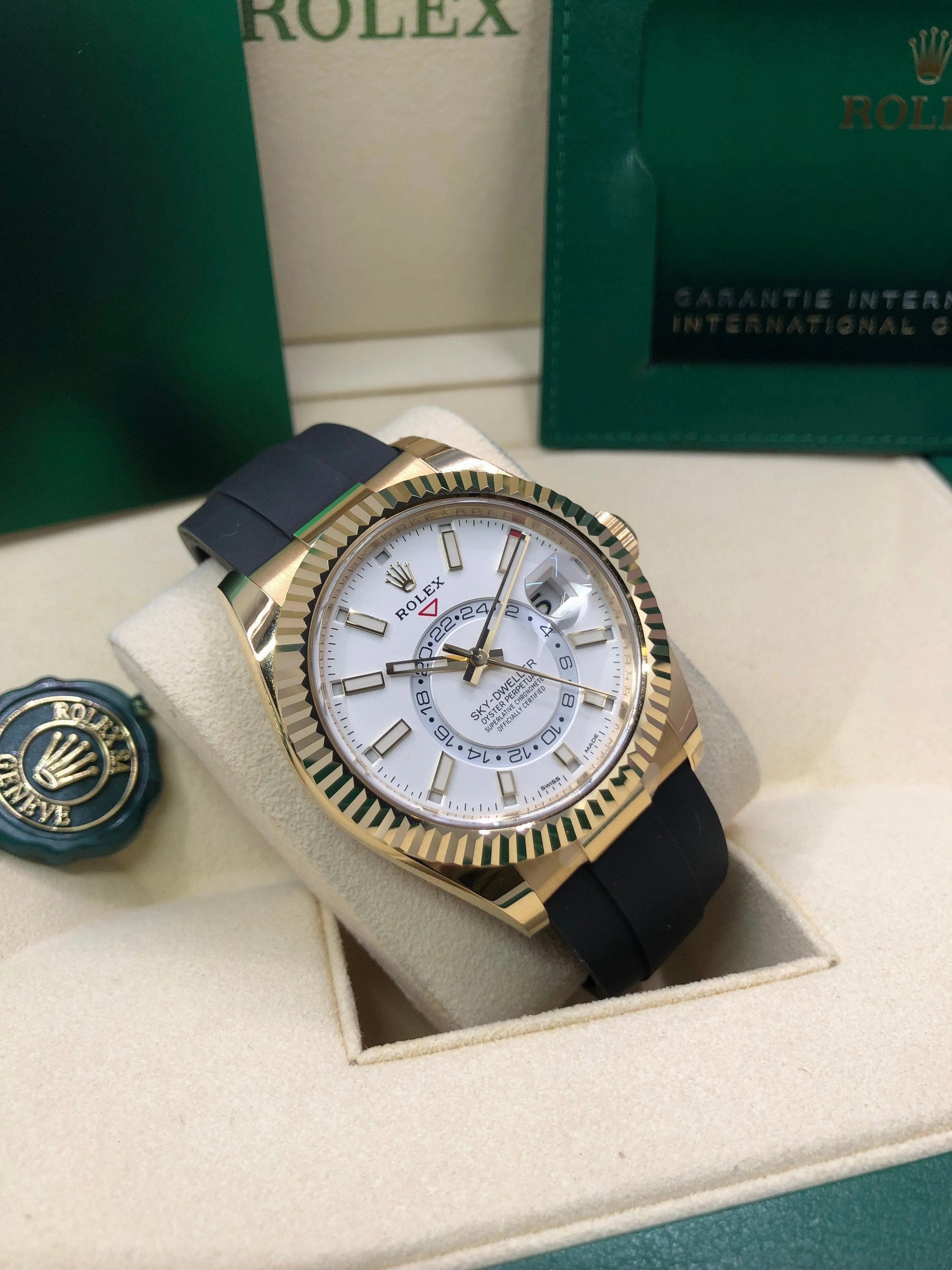 2022 Rolex Sky-Dweller 326238