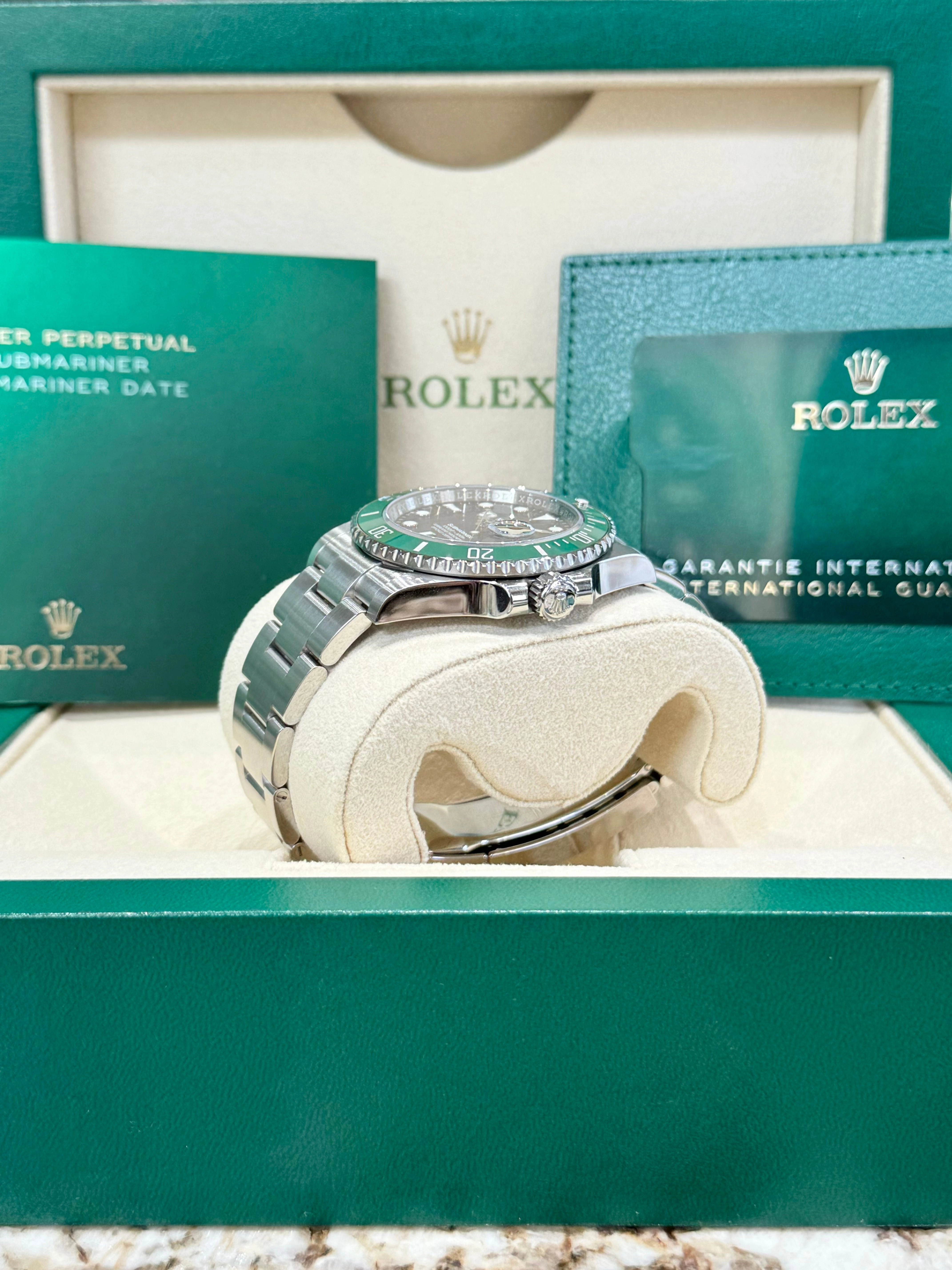 2022 Rolex Submariner Starbucks 126610LV