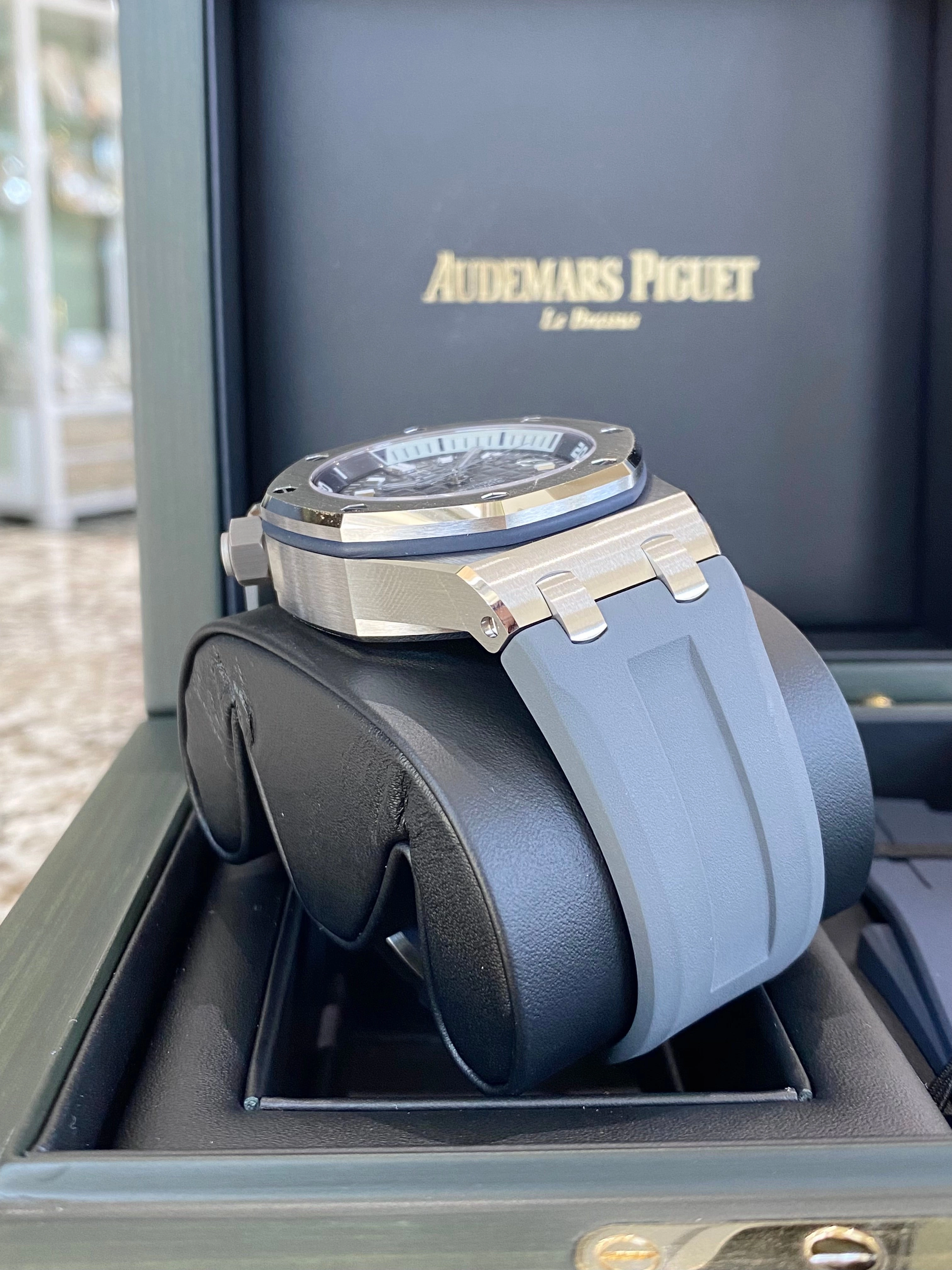 2023 Audemars Piguet Royal Oak Offshore Diver 15720ST