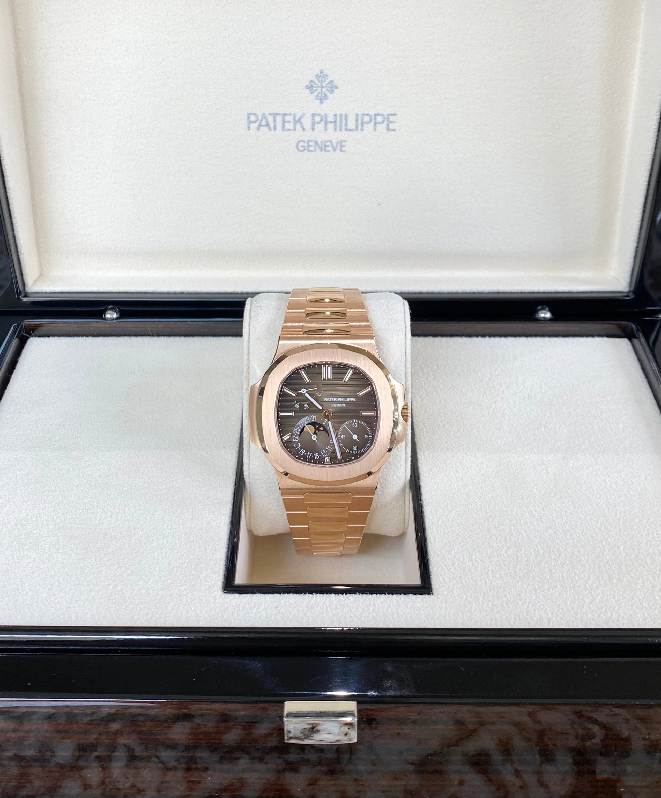 2023 Patek Philippe Nautilus 5712/1R
