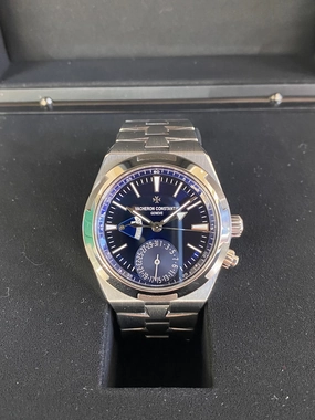 2023 Vacheron Constantin Overseas Dual Time 7900V