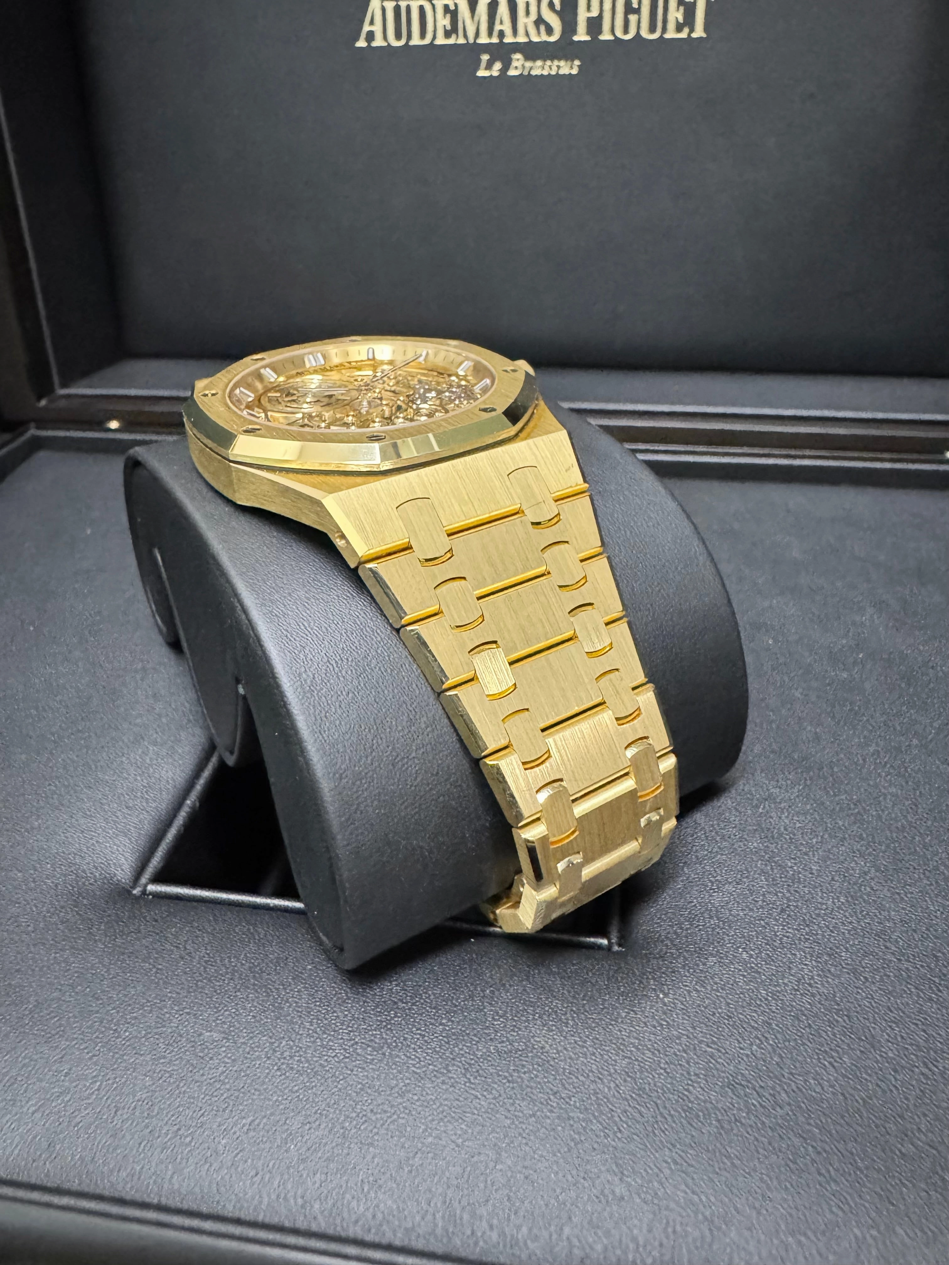 2024 Audemars Piguet Royal Oak Jumbo Extra-Thin Openworked 16204BA