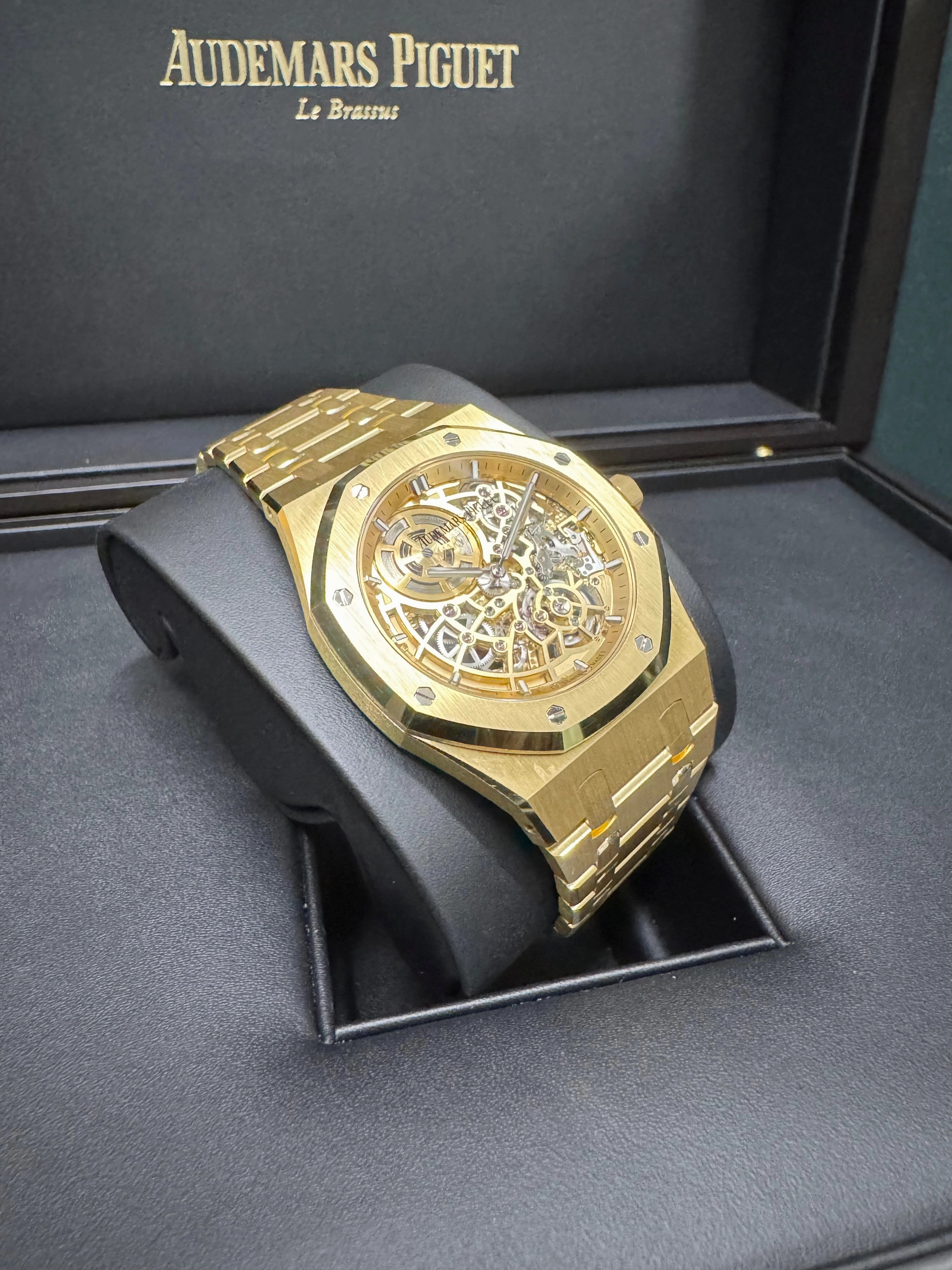 2024 Audemars Piguet Royal Oak Jumbo Extra-Thin Openworked 16204BA