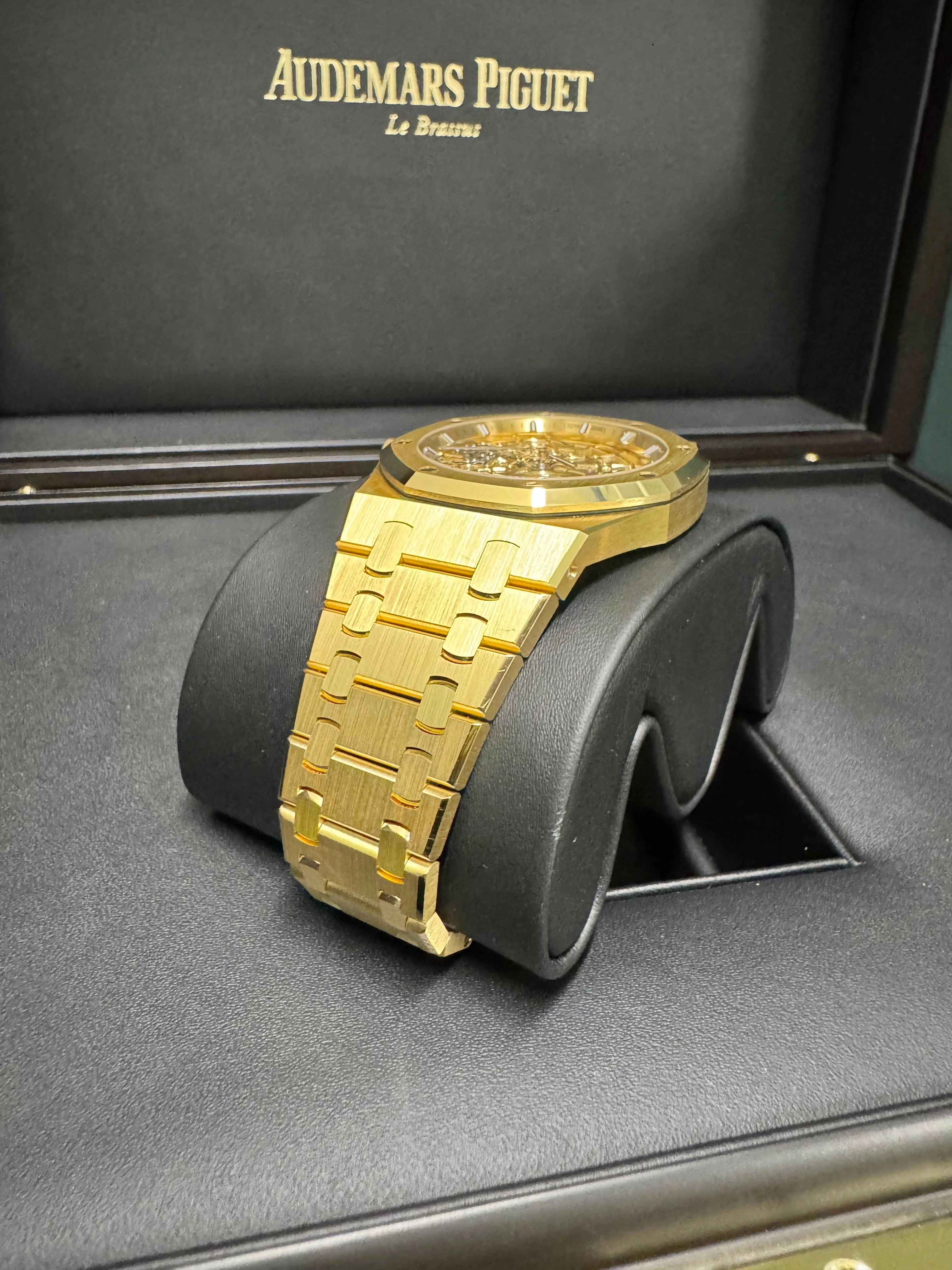 2024 Audemars Piguet Royal Oak Jumbo Extra-Thin Openworked 16204BA