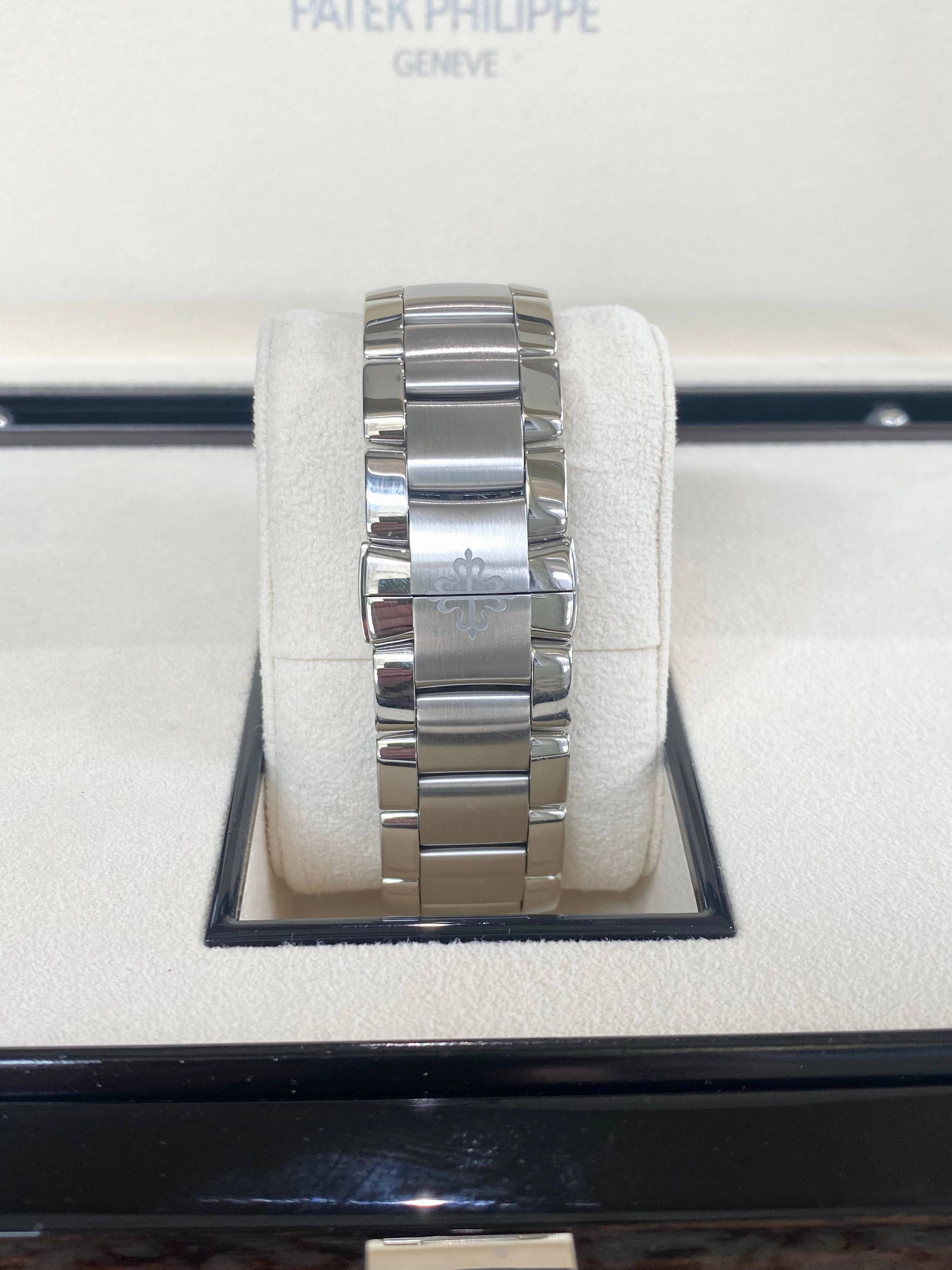 2024 Patek Philippe Aquanaut Self-Winding 5167/1A