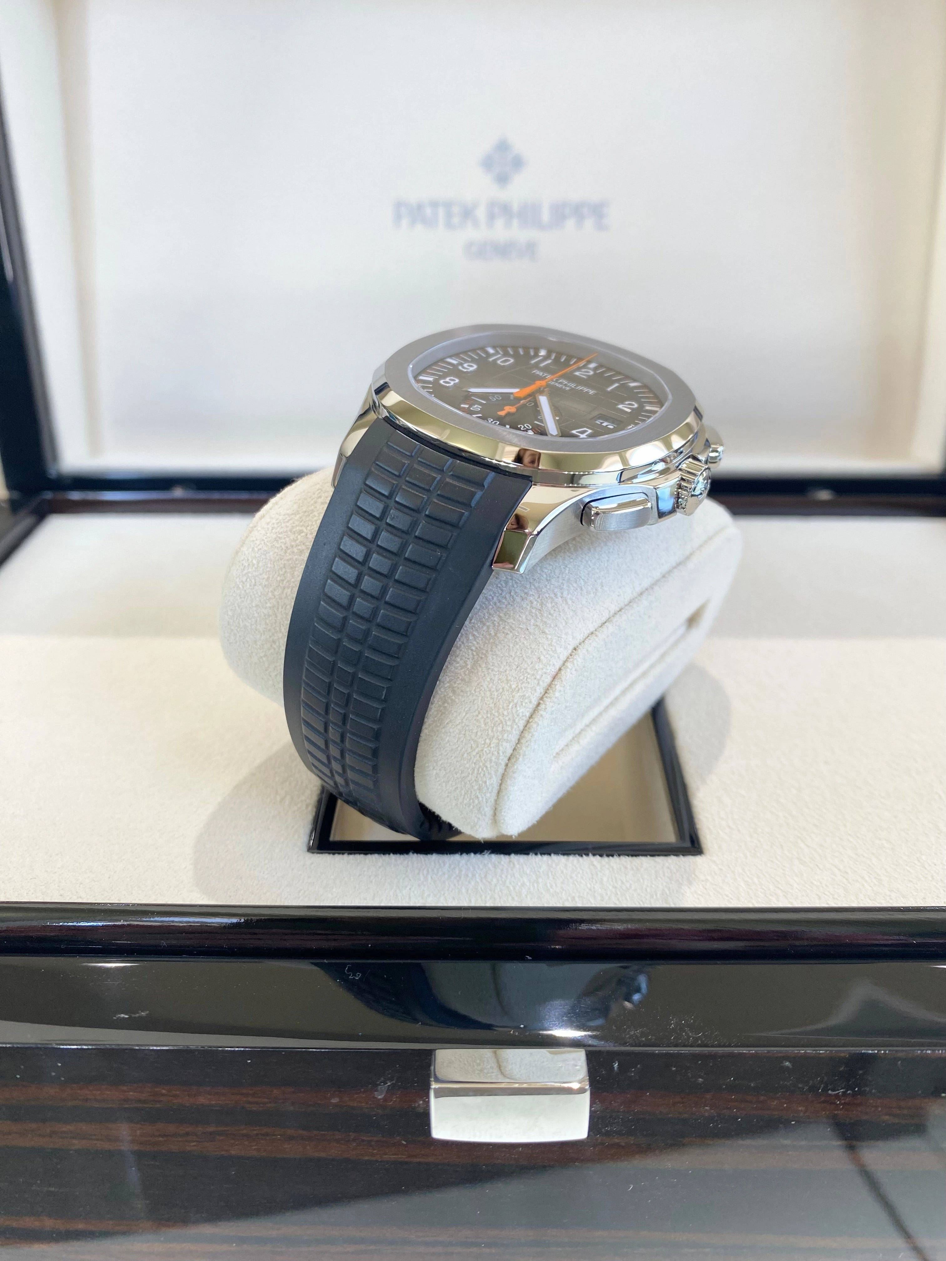 2024 Patek Philippe Aquanaut Self-Winding 5968A