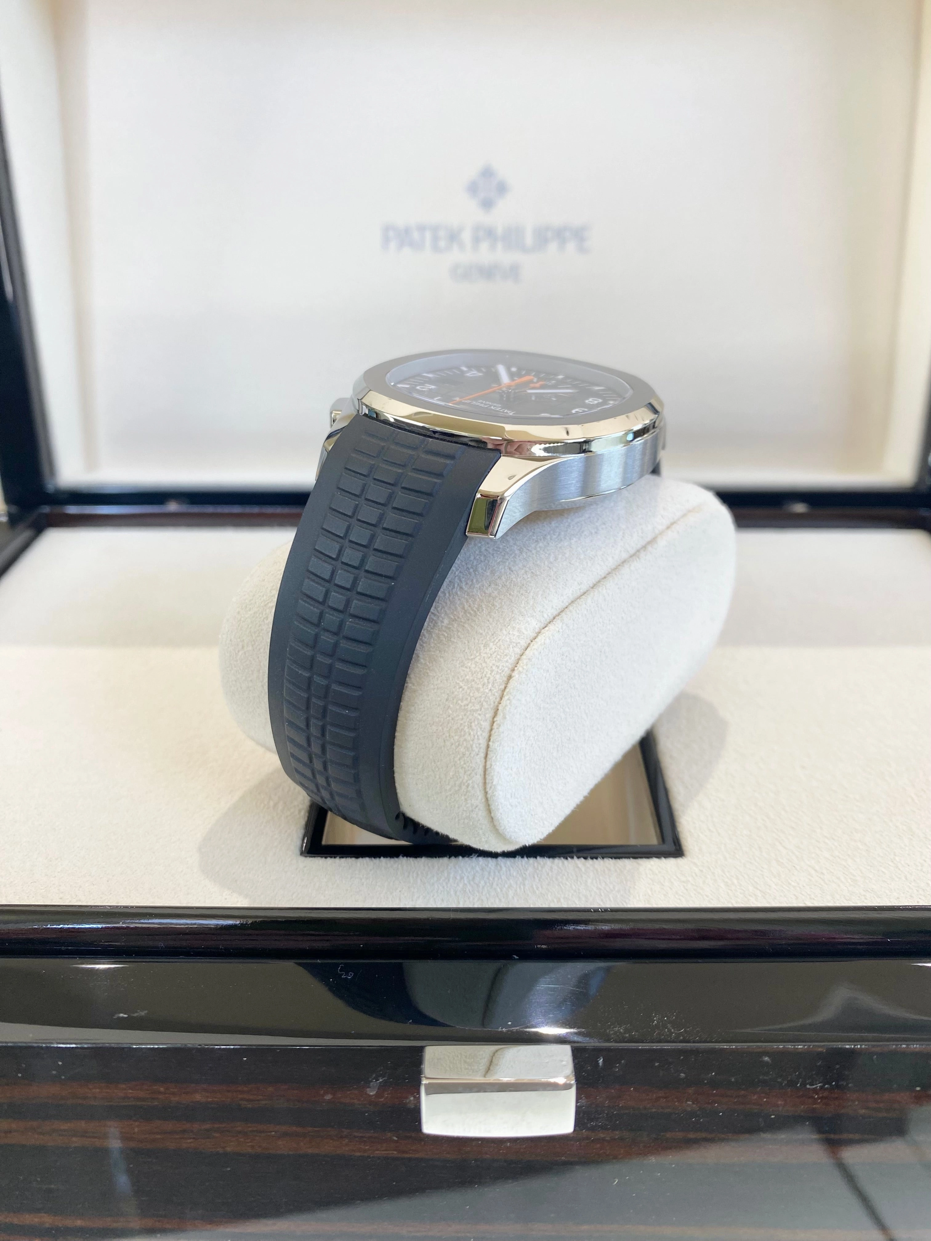 2024 Patek Philippe Aquanaut Self-Winding 5968A