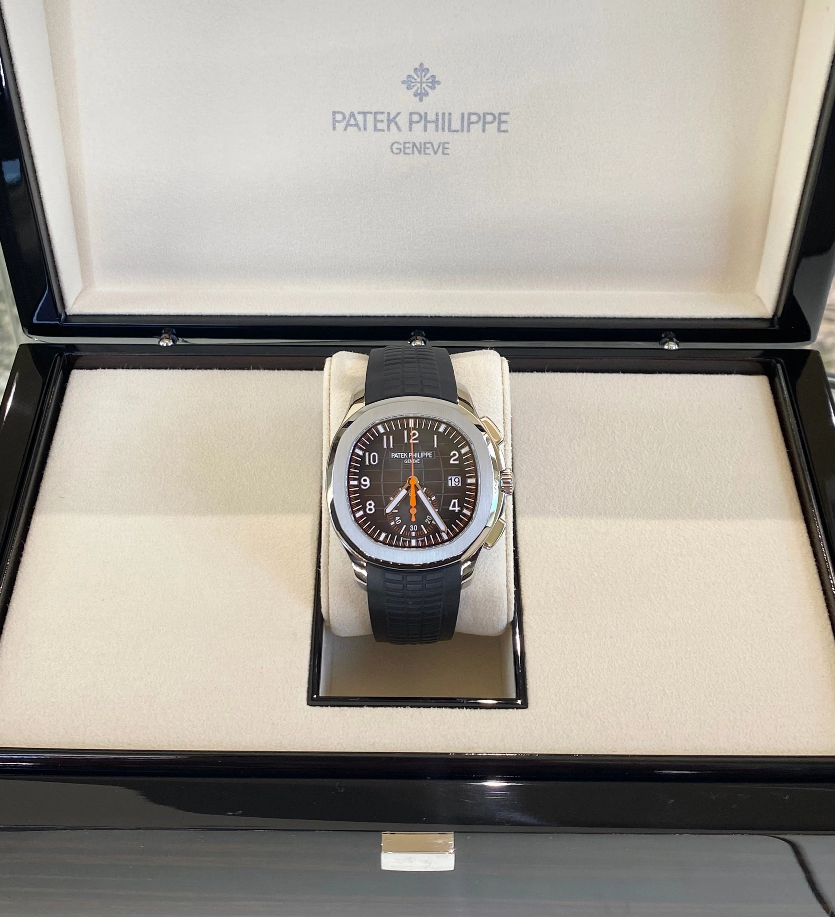 2024 Patek Philippe Aquanaut Self-Winding 5968A