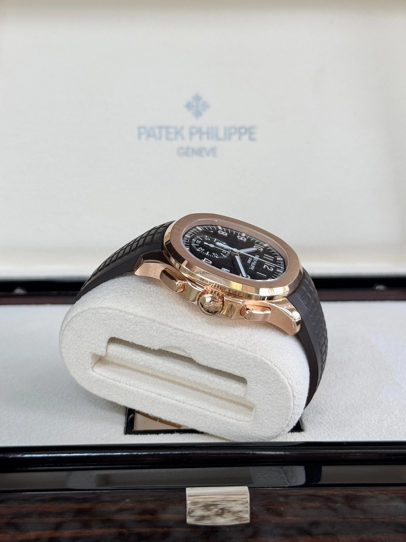 2024 Patek Philippe Aquanaut Self-Winding 5968R-001
