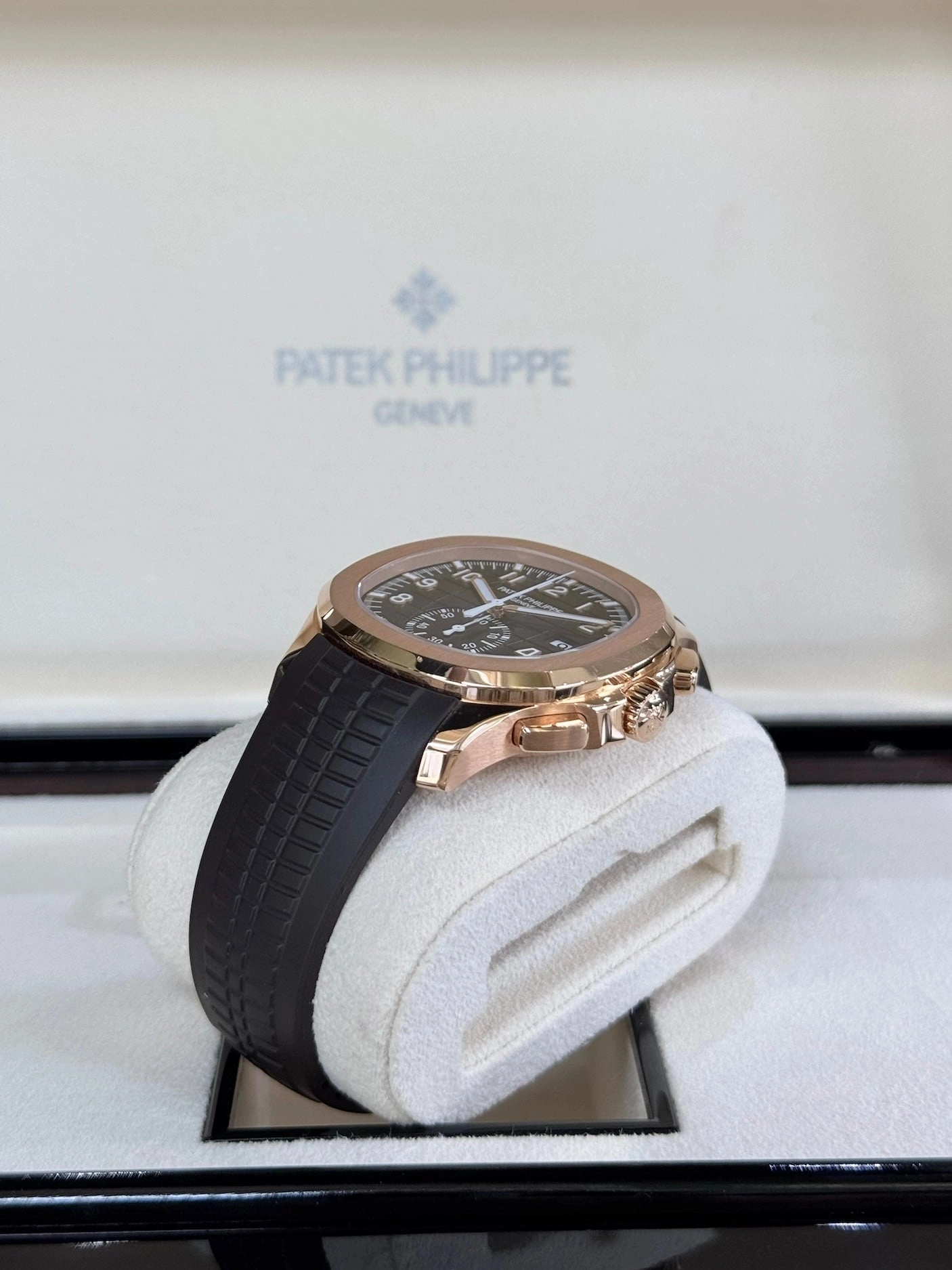 2024 Patek Philippe Aquanaut Self-Winding 5968R-001