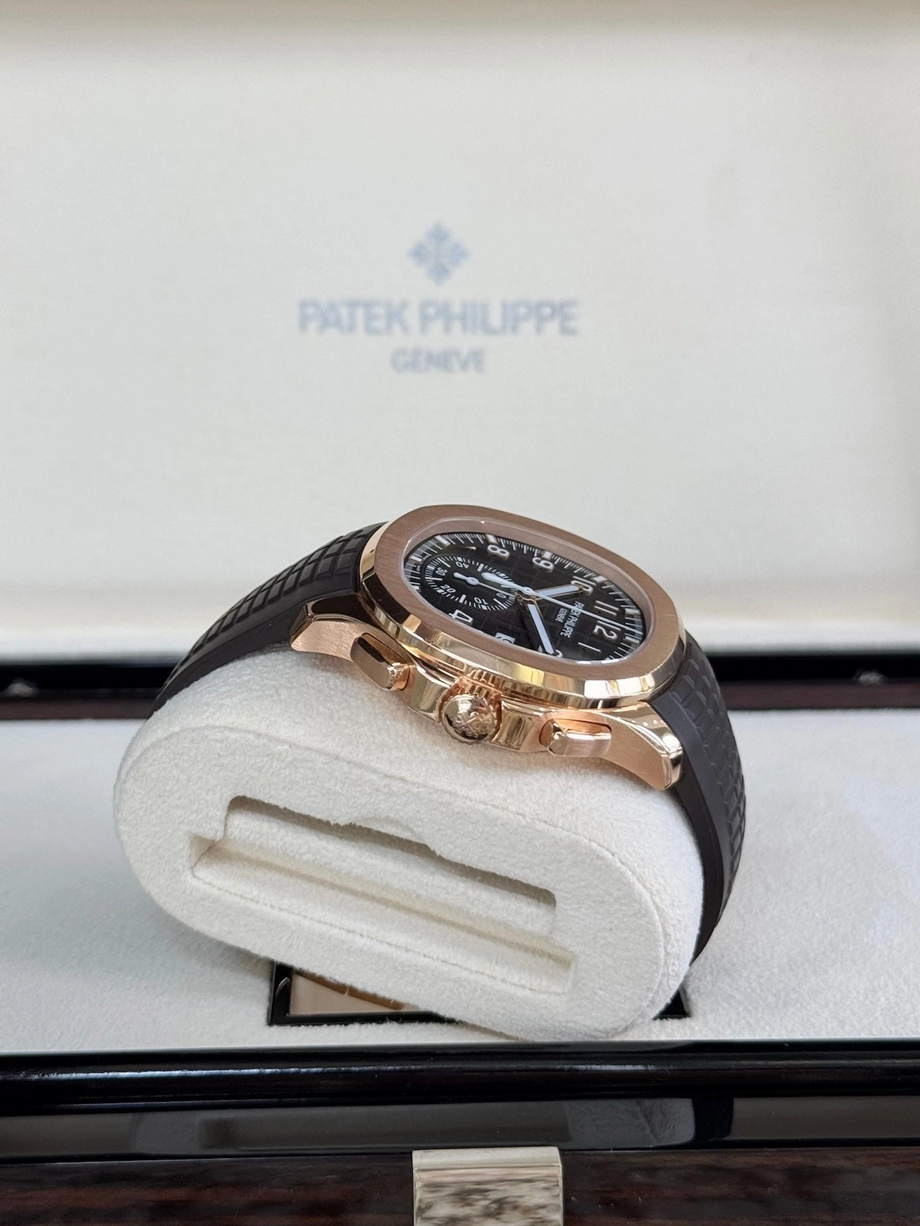 2024 Patek Philippe Aquanaut Self-Winding 5968R-001