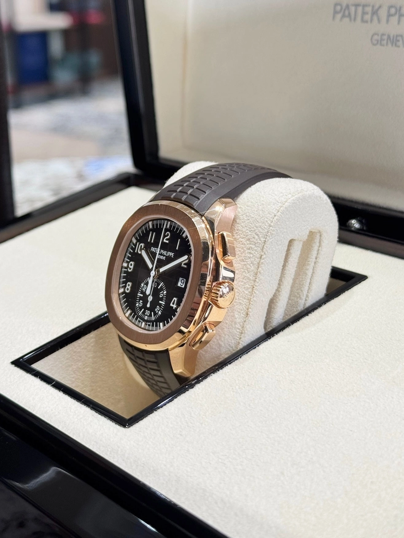 2024 Patek Philippe Aquanaut Self-Winding 5968R-001