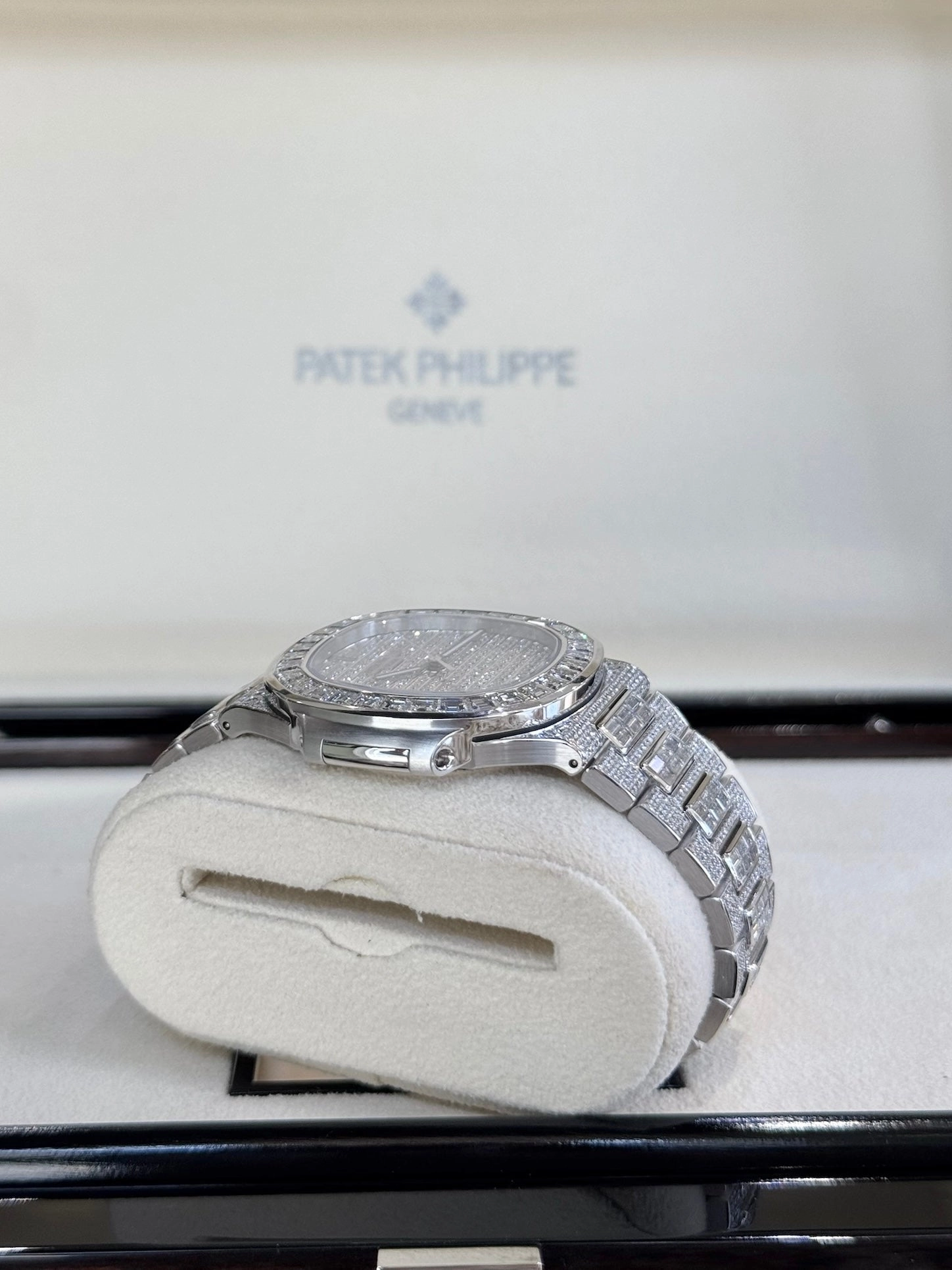 2024 Patek Philippe Nautilus 5719/10G-010