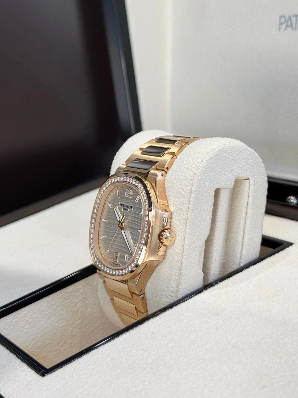 2024 Patek Philippe Nautilus 7118/1200R