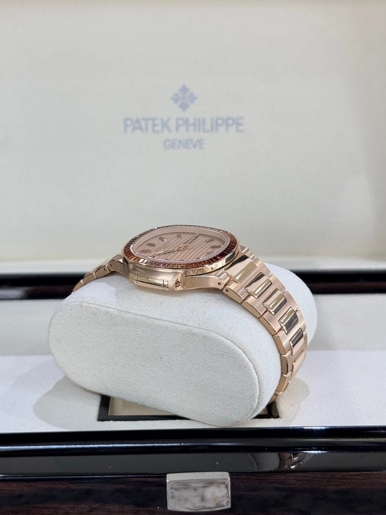 2025 Patek Philippe Nautilus 7118/1300R