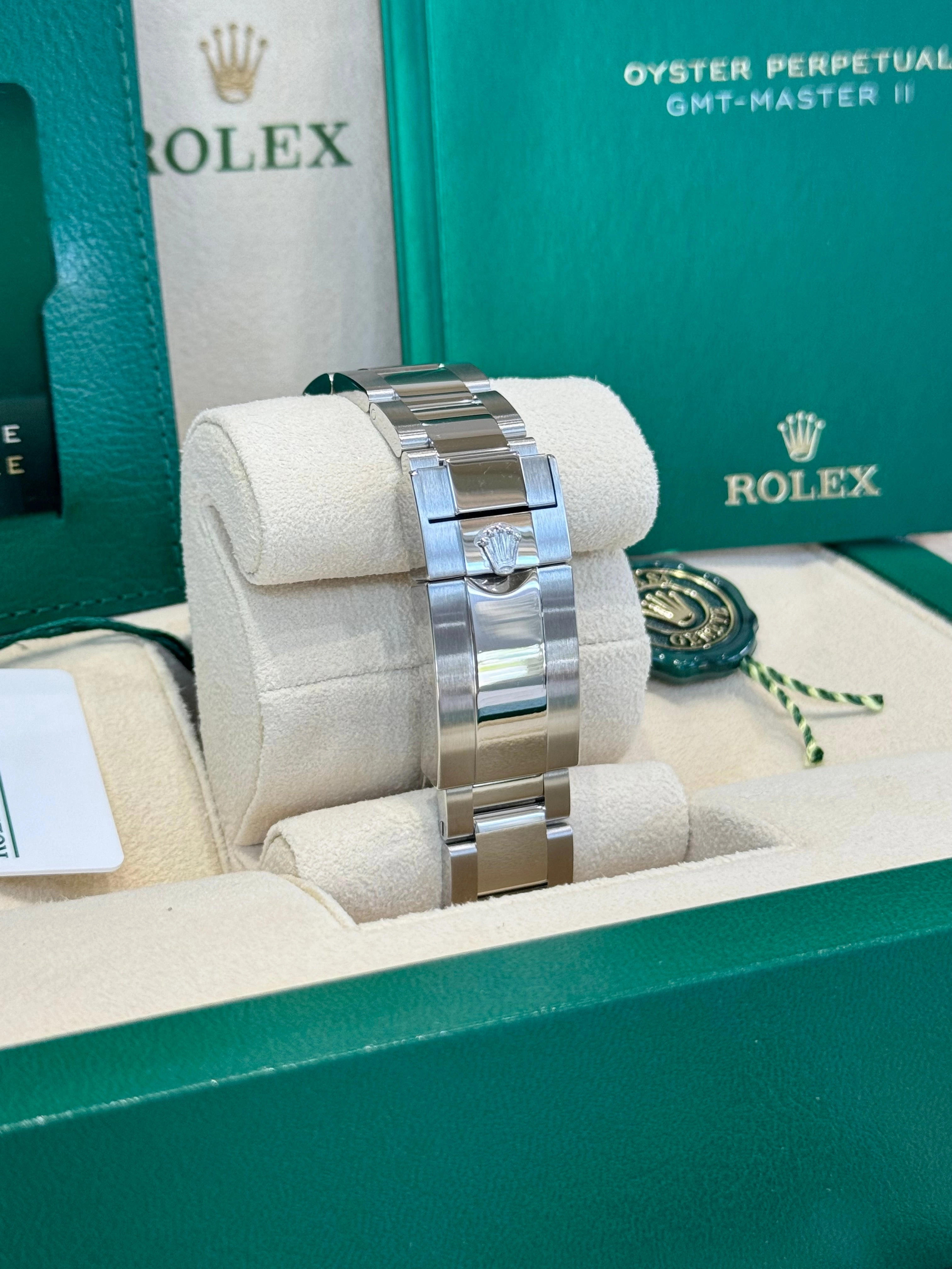 2025 Rolex GMT-Master II Bruce Wayne 126710GRNR