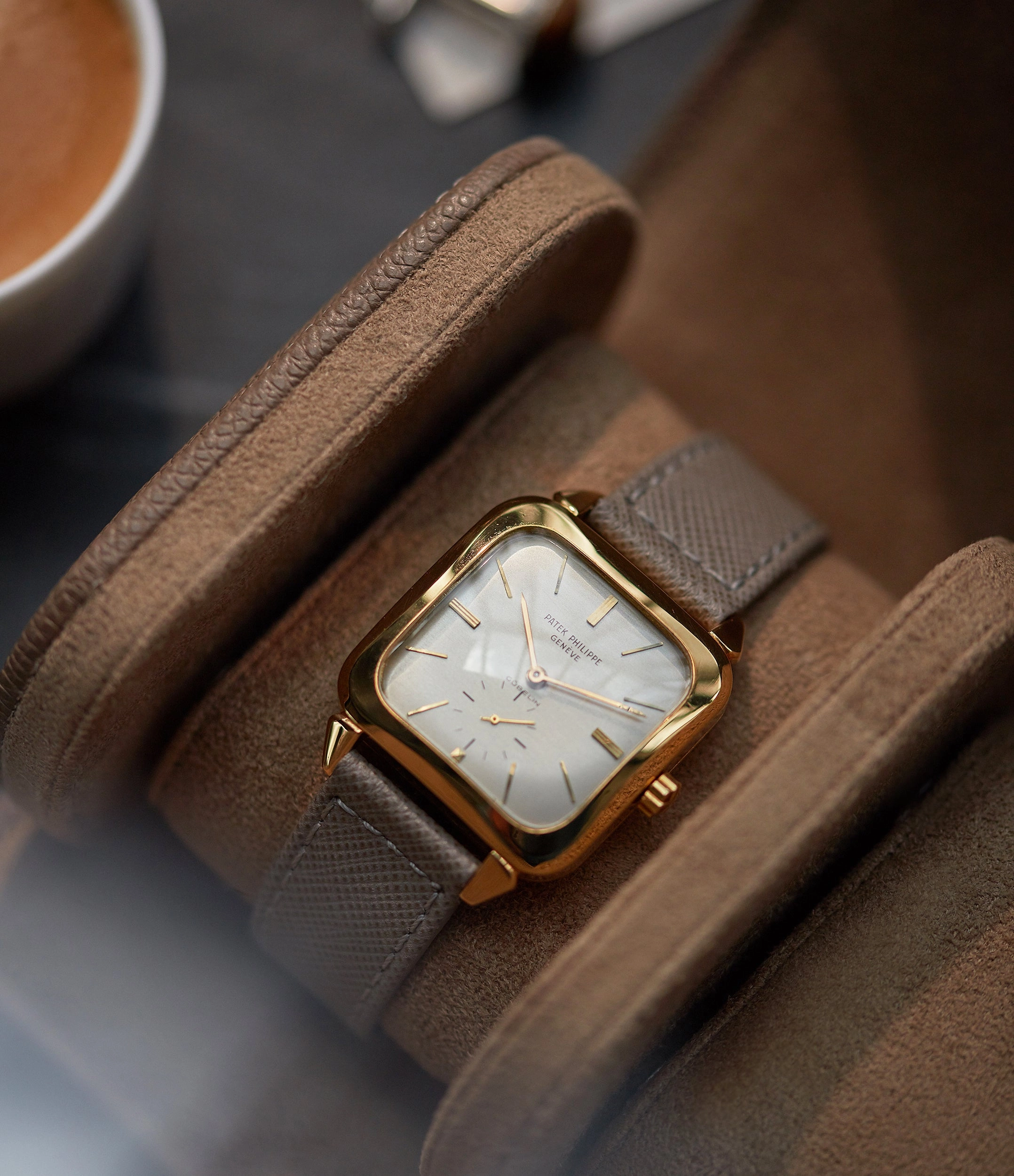 2540 | Gbelin-signed | Yellow Gold