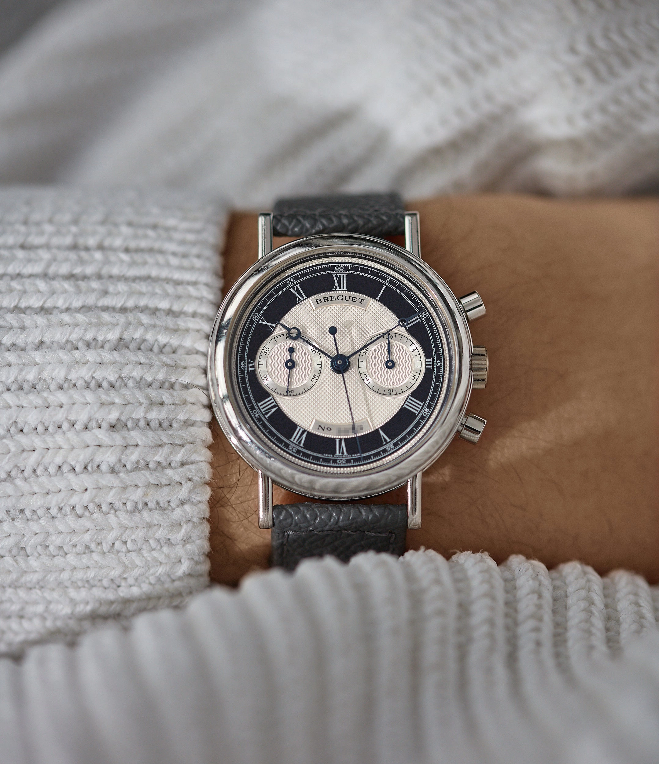 3237 | Tuxedo Dial | White Gold