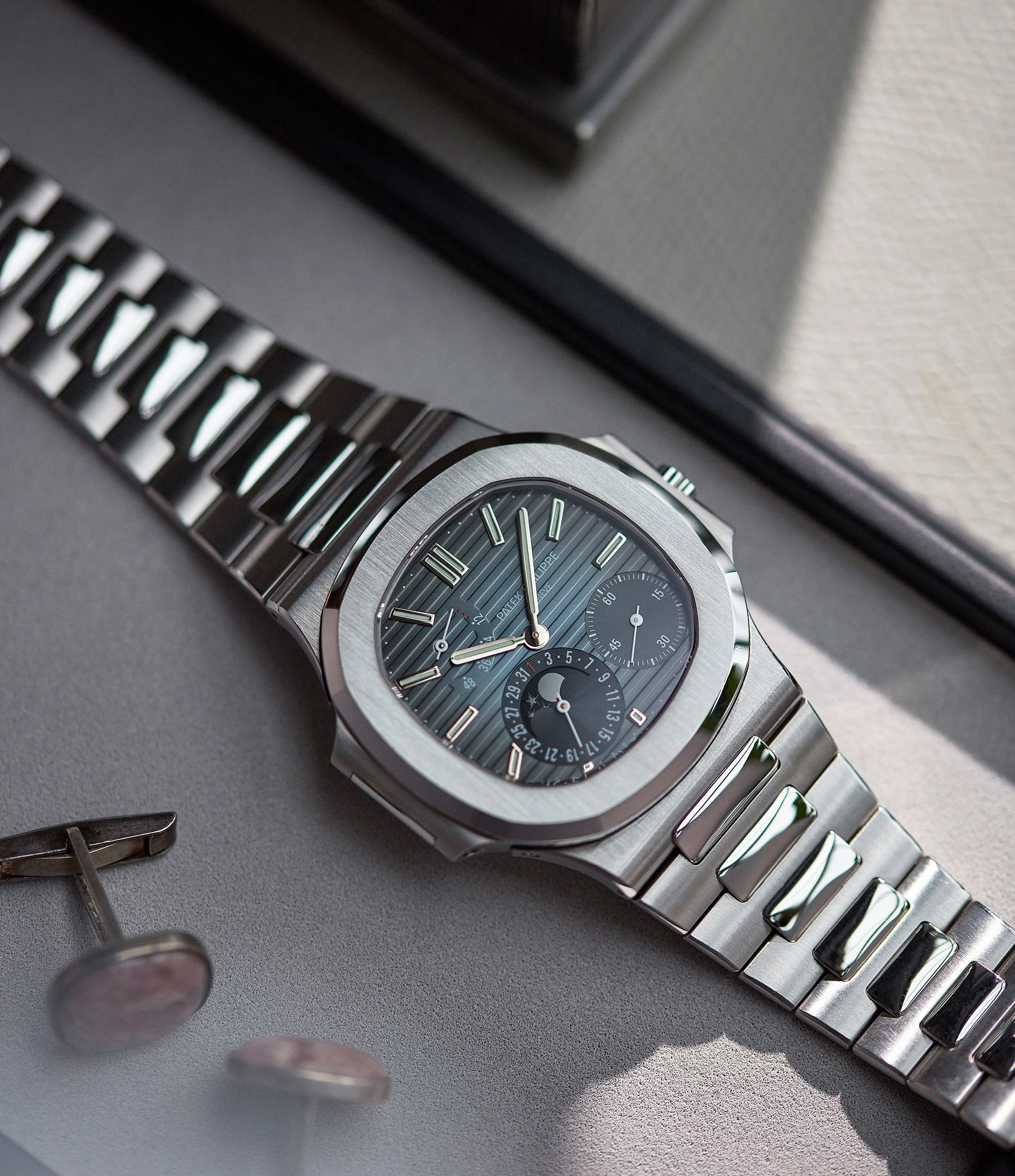 3712/1A Nautilus | "Jumbo" Case First Series | Steel