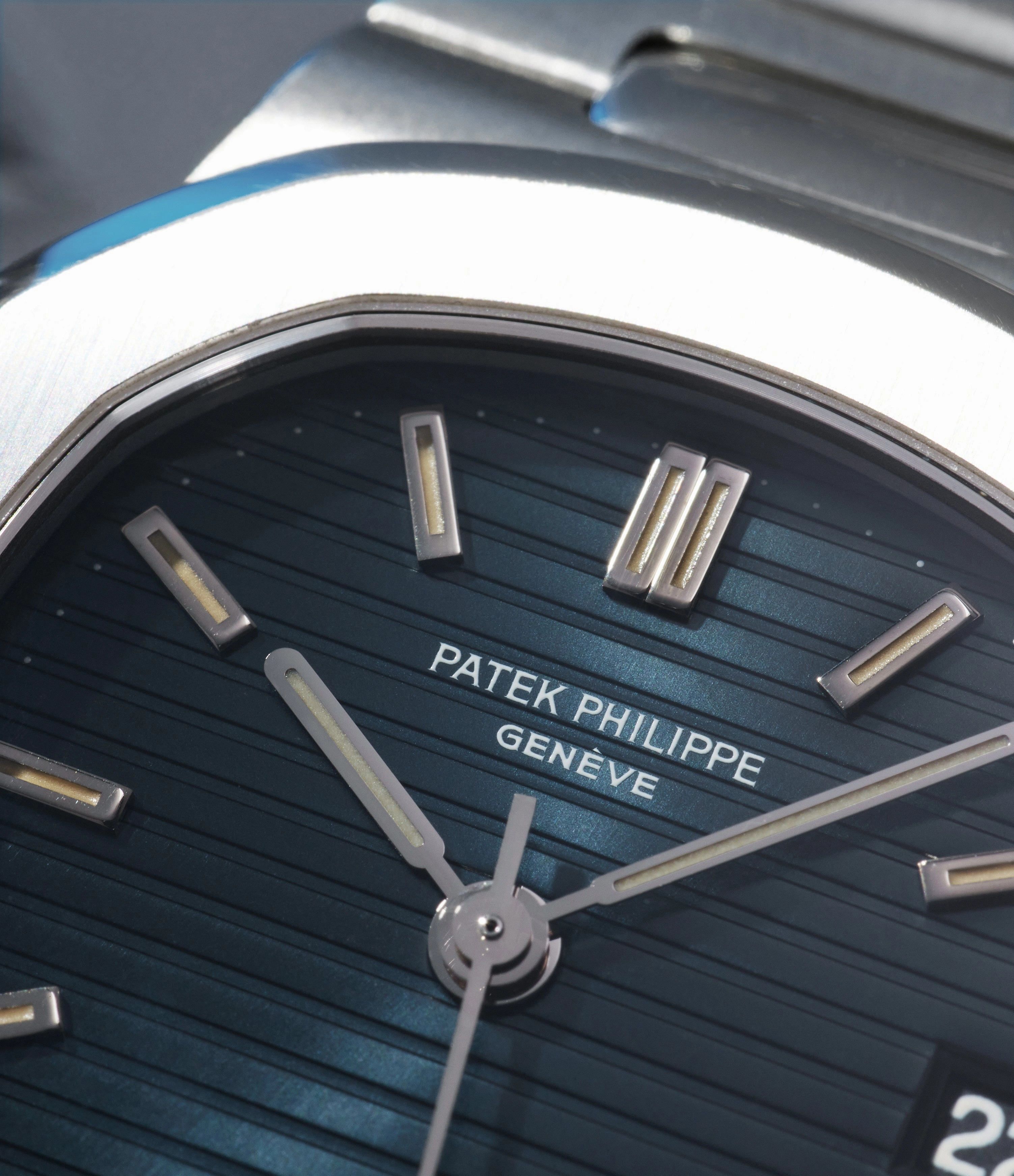 3800/1P | Nautilus | Platinum