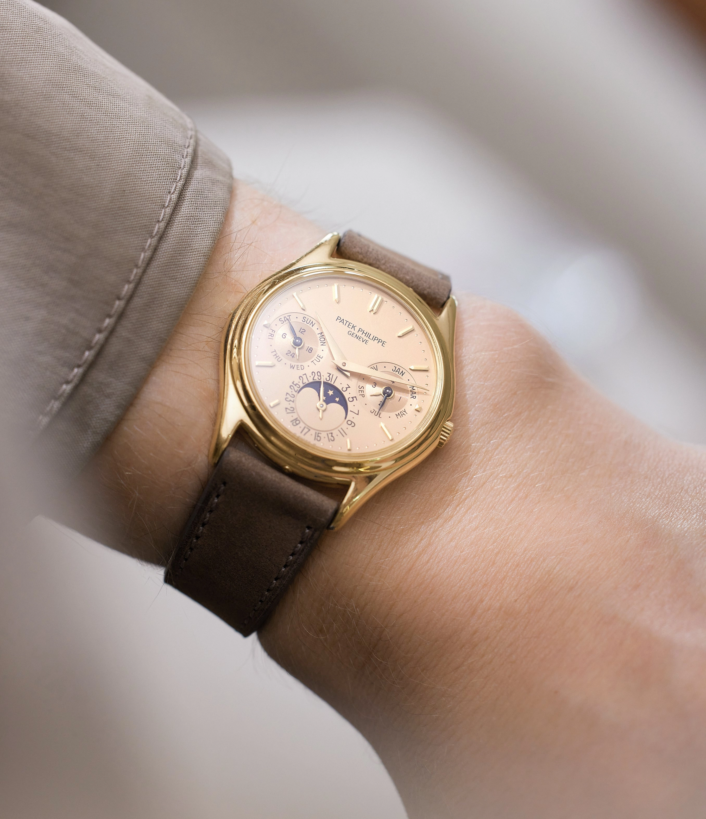 3940J dor dial | Perpetual Calendar | Yellow Gold