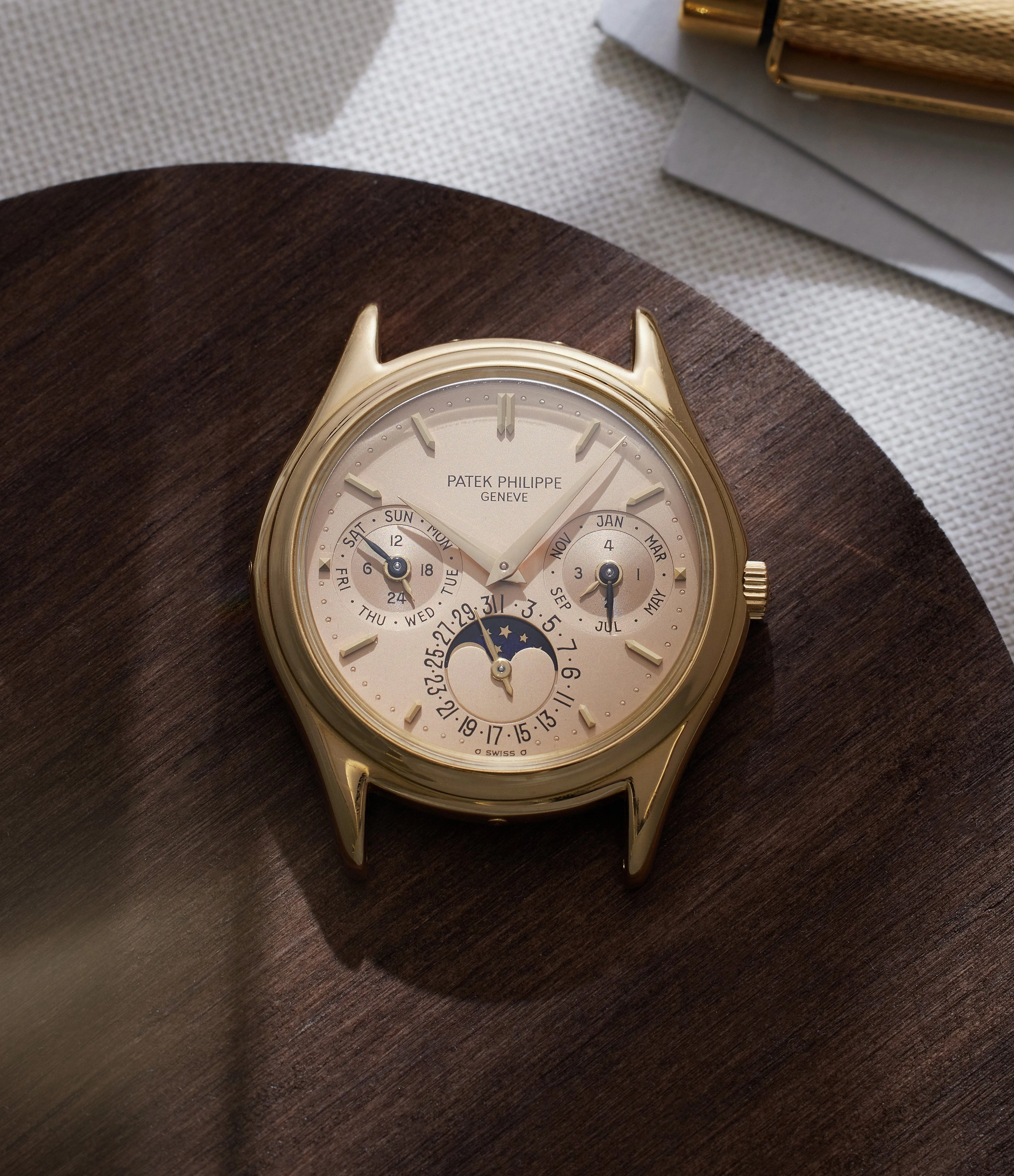 3940J dor dial | Perpetual Calendar | Yellow Gold
