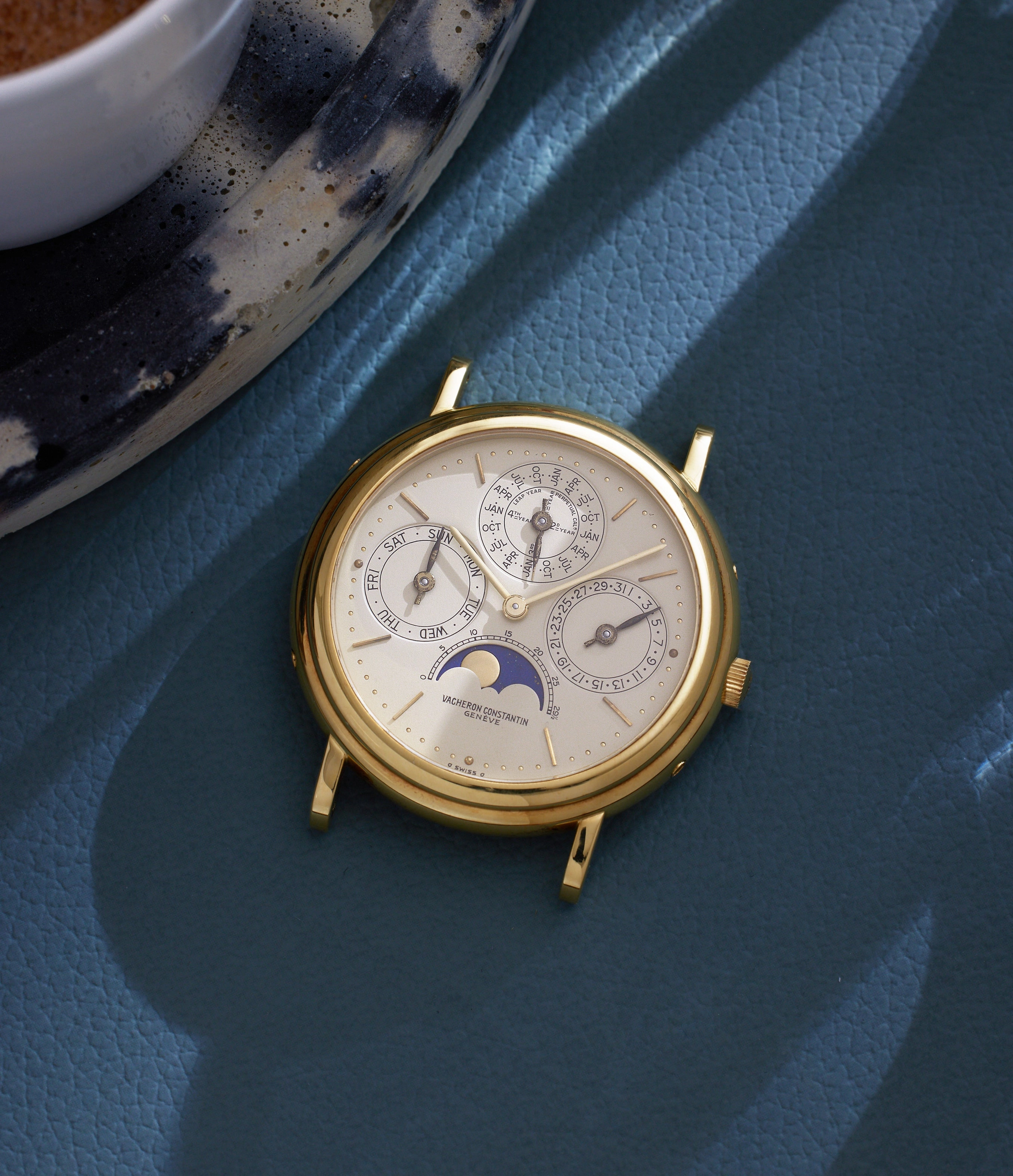 43031 | Perpetual Calendar | Yellow Gold