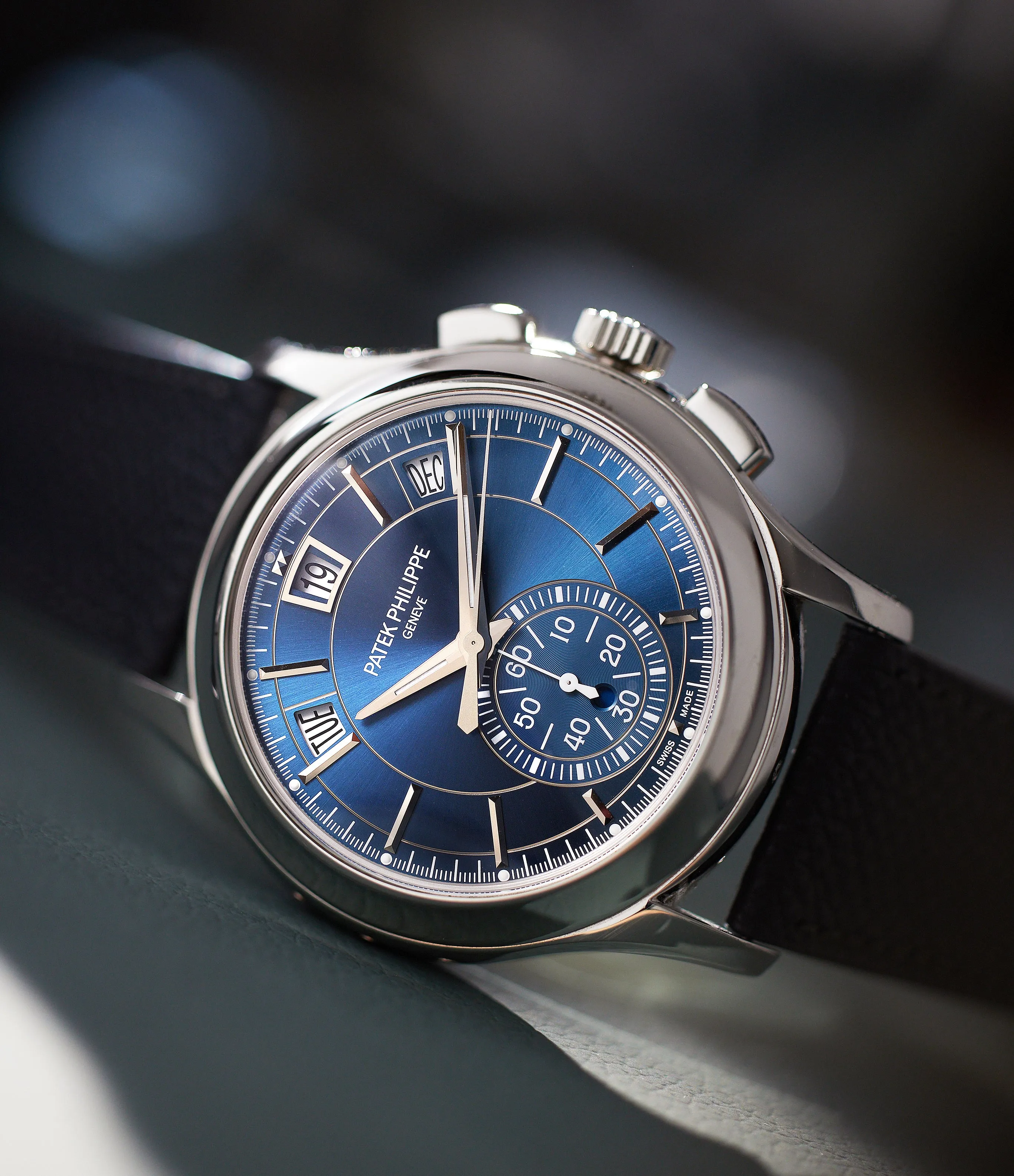 5905P | Annual Calendar | Chronograph | Platinum
