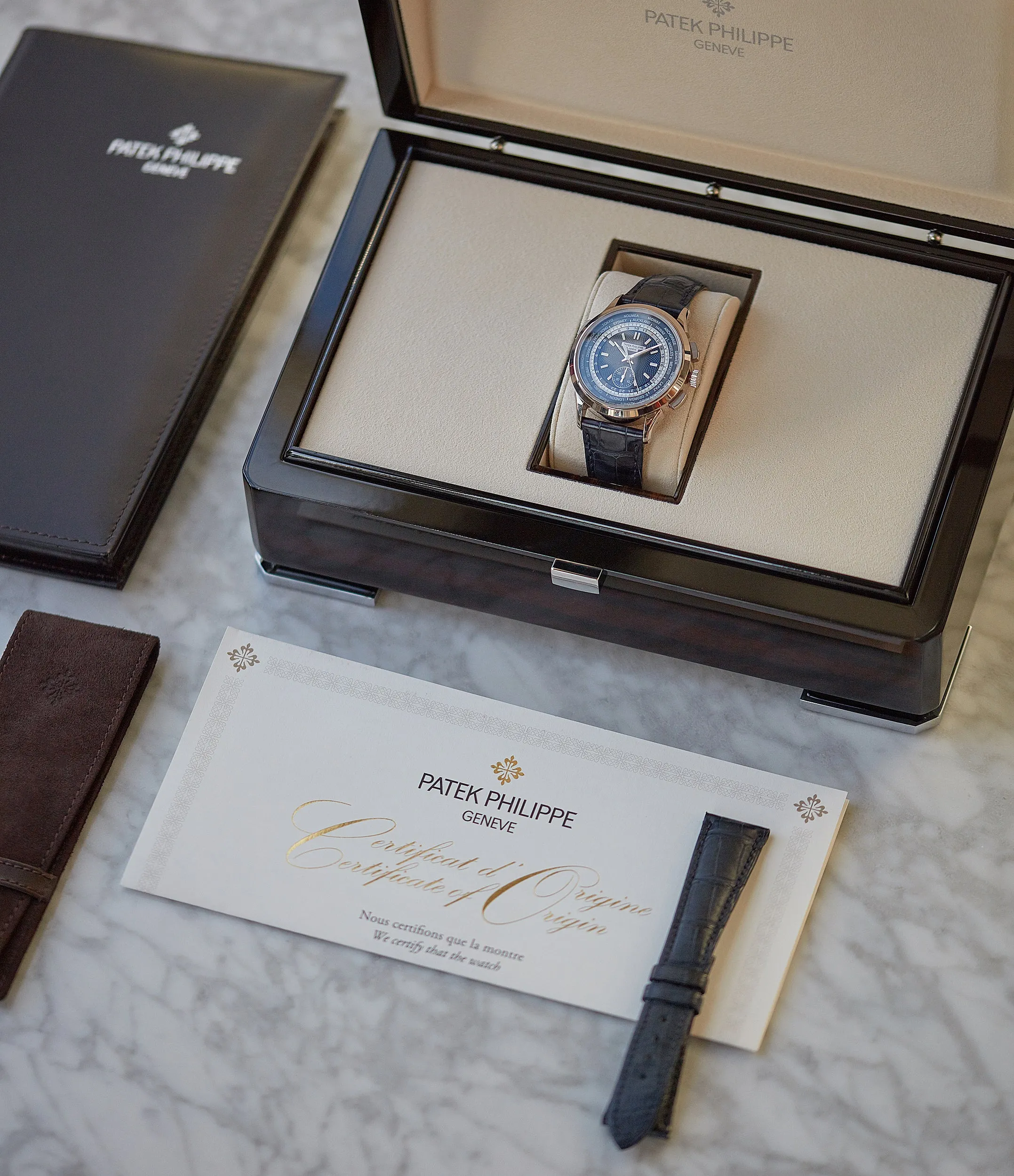 5930G-001 | World Time Chronograph Cal. CH 28-520 HU | White Gold