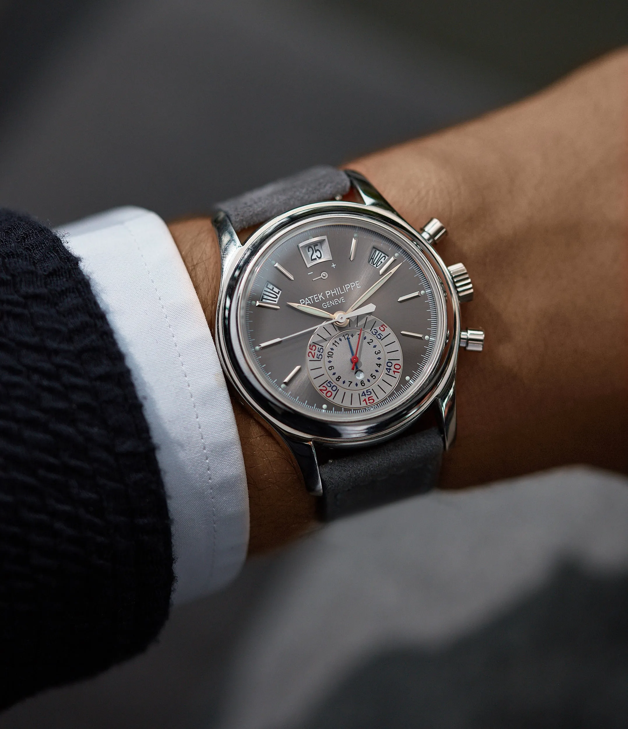 5960P-001 | Annual Calendar Chronograph | Platinum