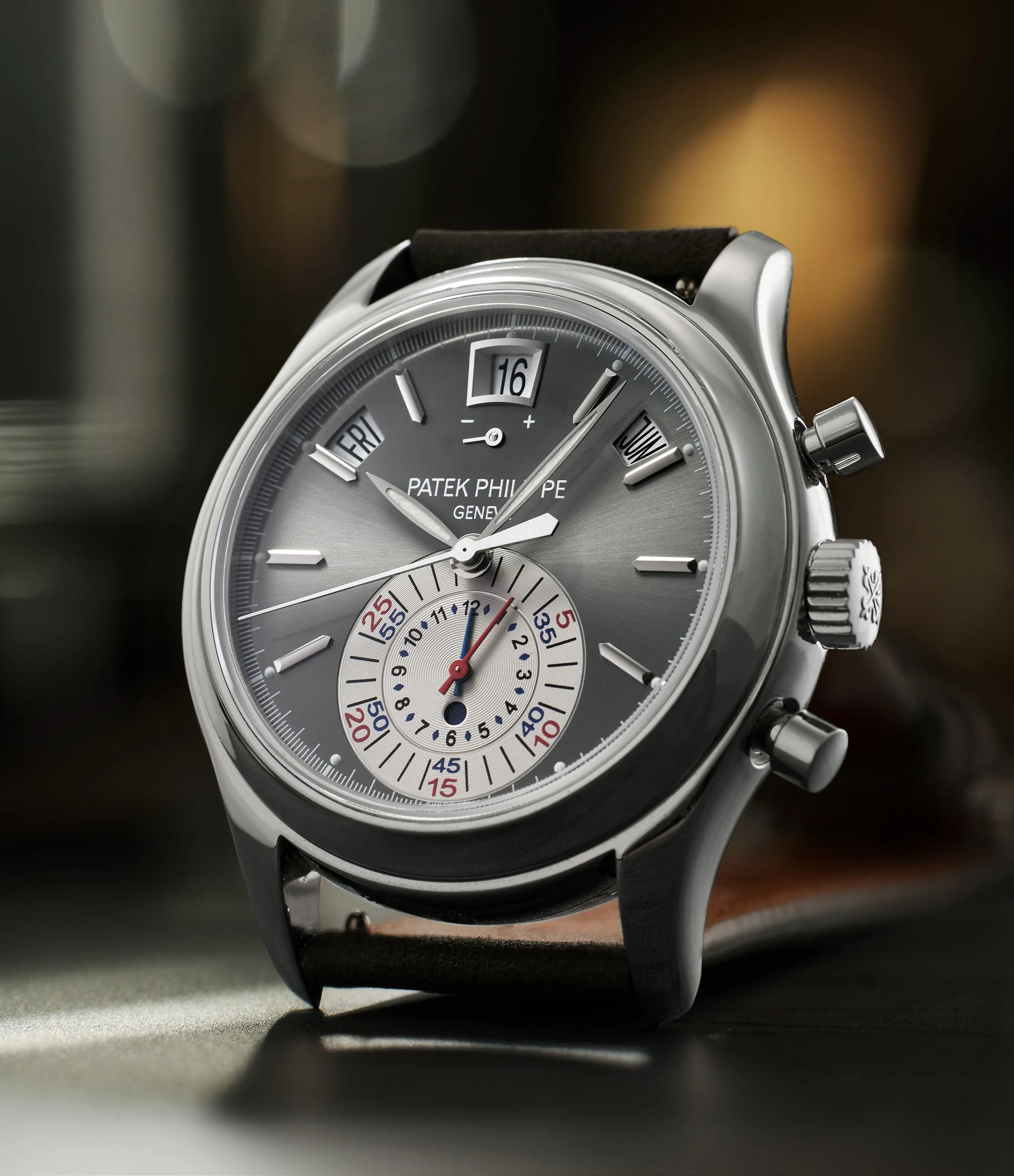 Annual Calendar Chronograph | 5960P-001 | Platinum