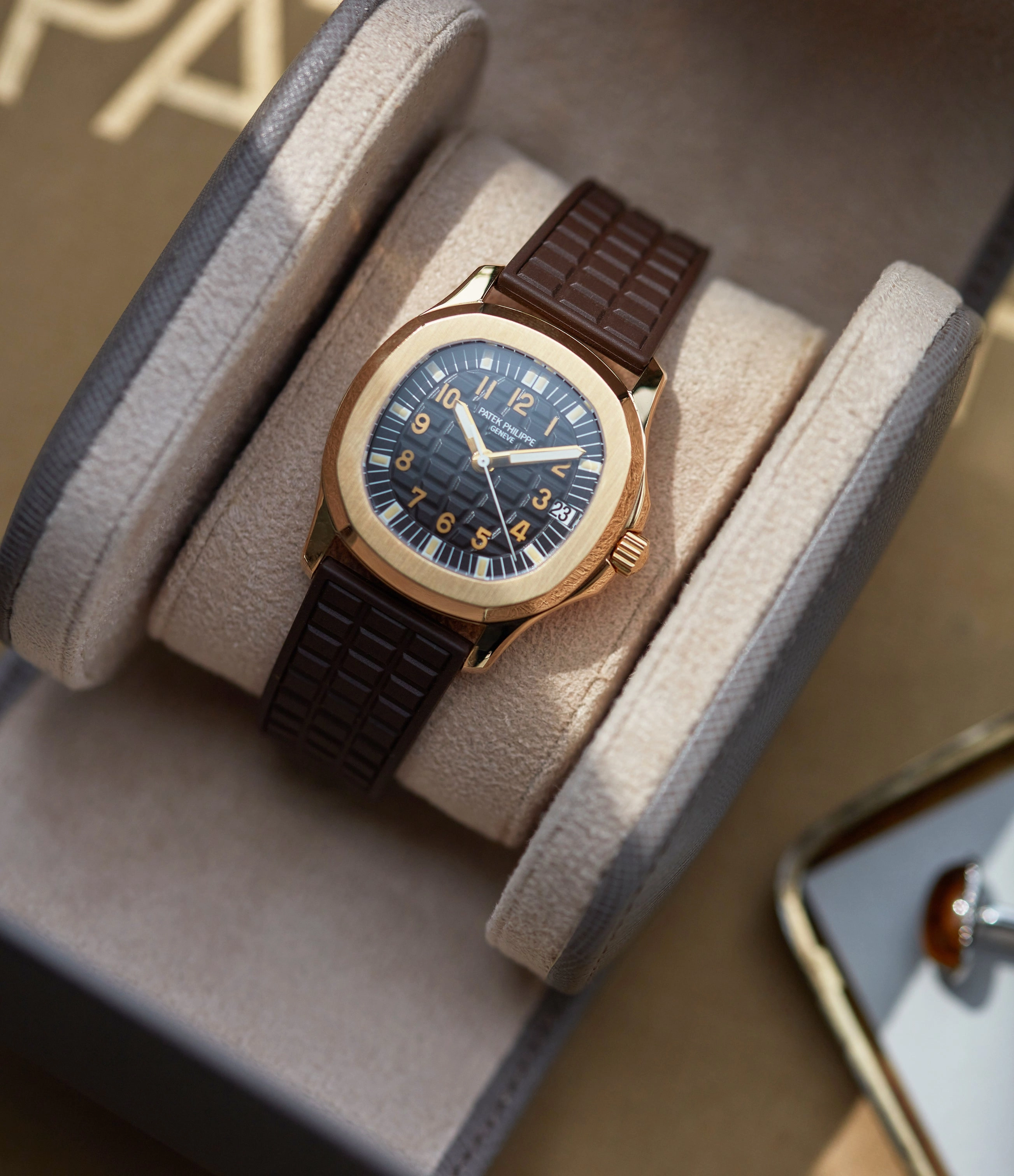 Aquanaut 5066J | Cal. 330 SC | Yellow Gold
