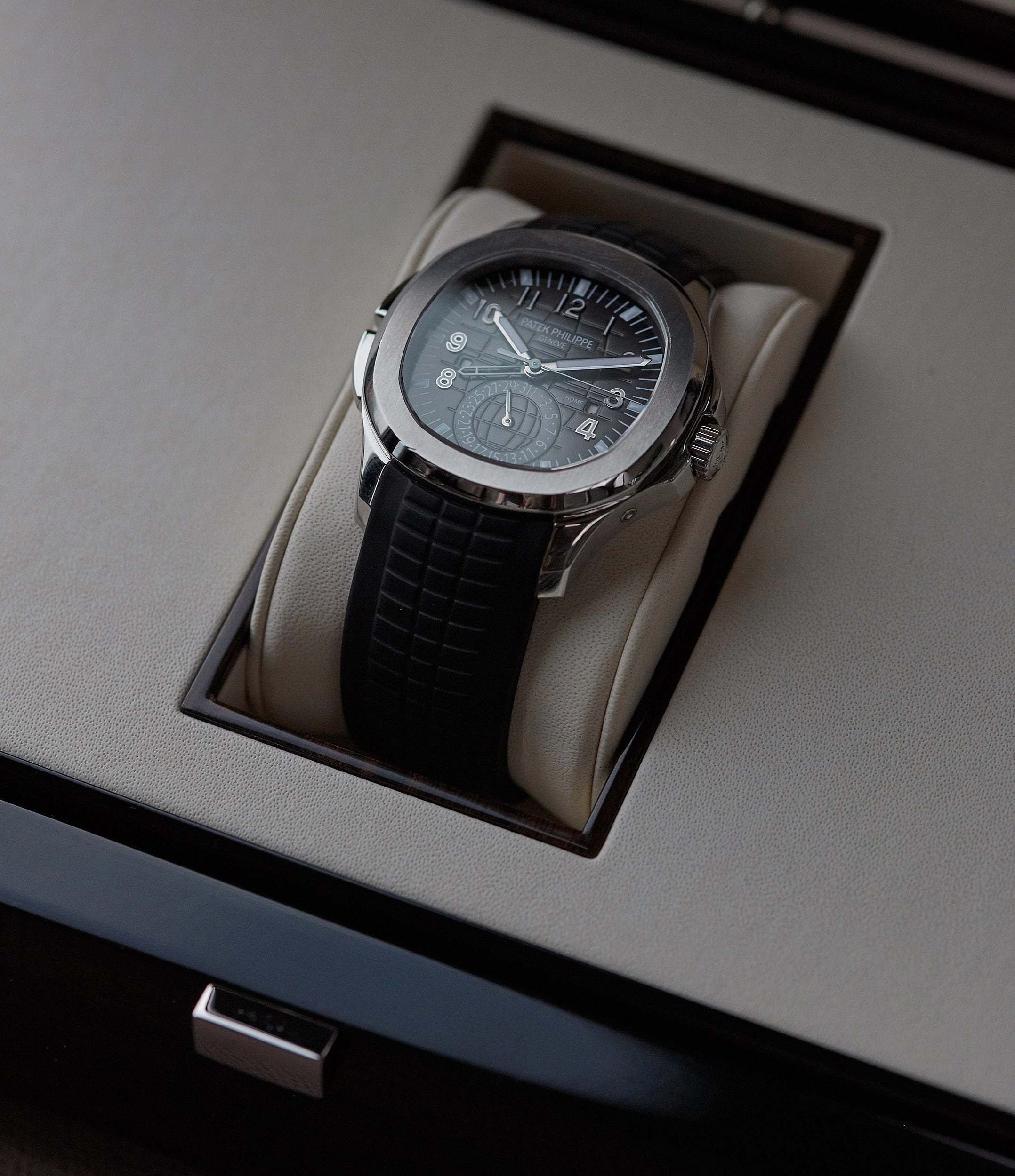 Aquanaut 5164A-001 | Travel Time | Steel